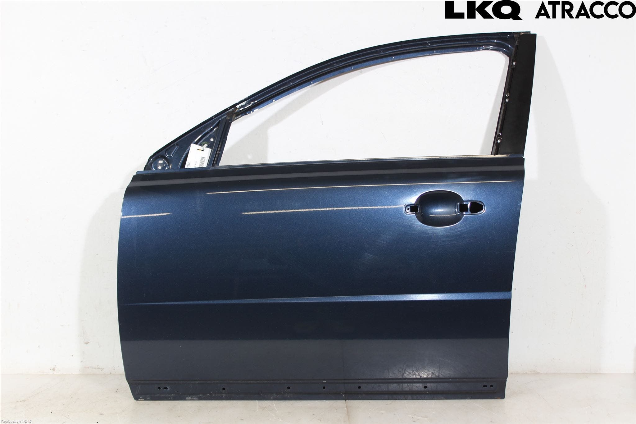 Volvo V70 08-13 Dörr Fram Vänster