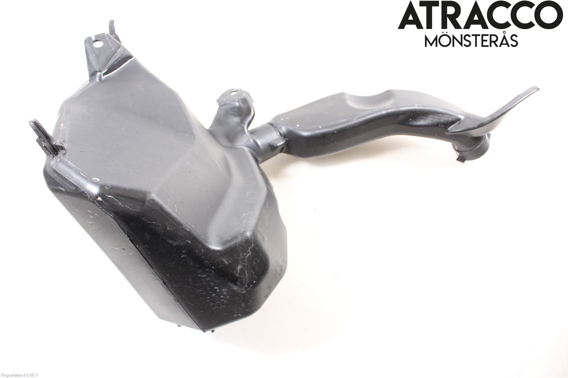 Tesla MODEL Y 21- Spolartank Vindruta-Strål