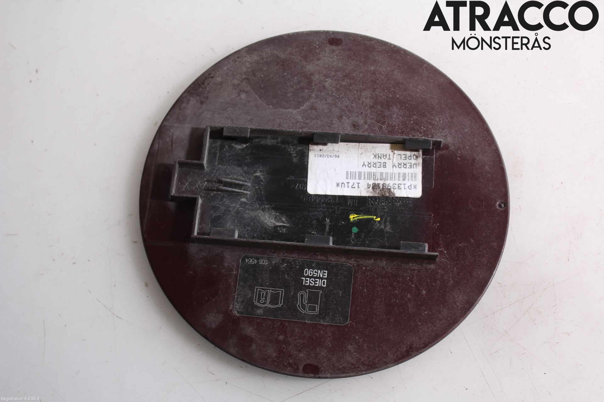 Opel INSIGNIA 09-16 Tanklucka