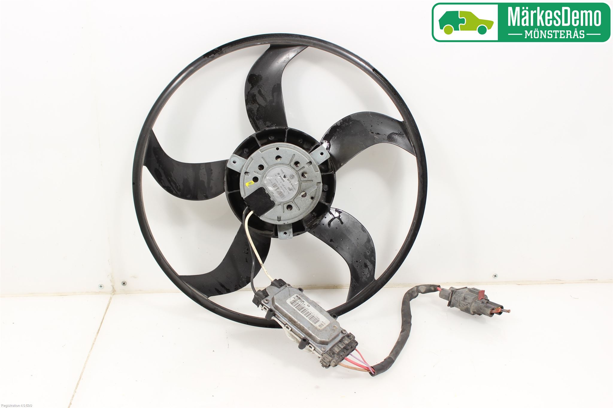 Volkswagen VW GOLF VI 09-13 Kylfläkt El