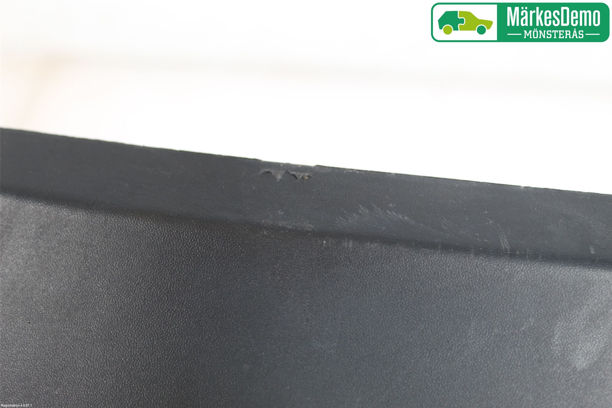 Nissan JUKE 10-14 Spoiler Bak