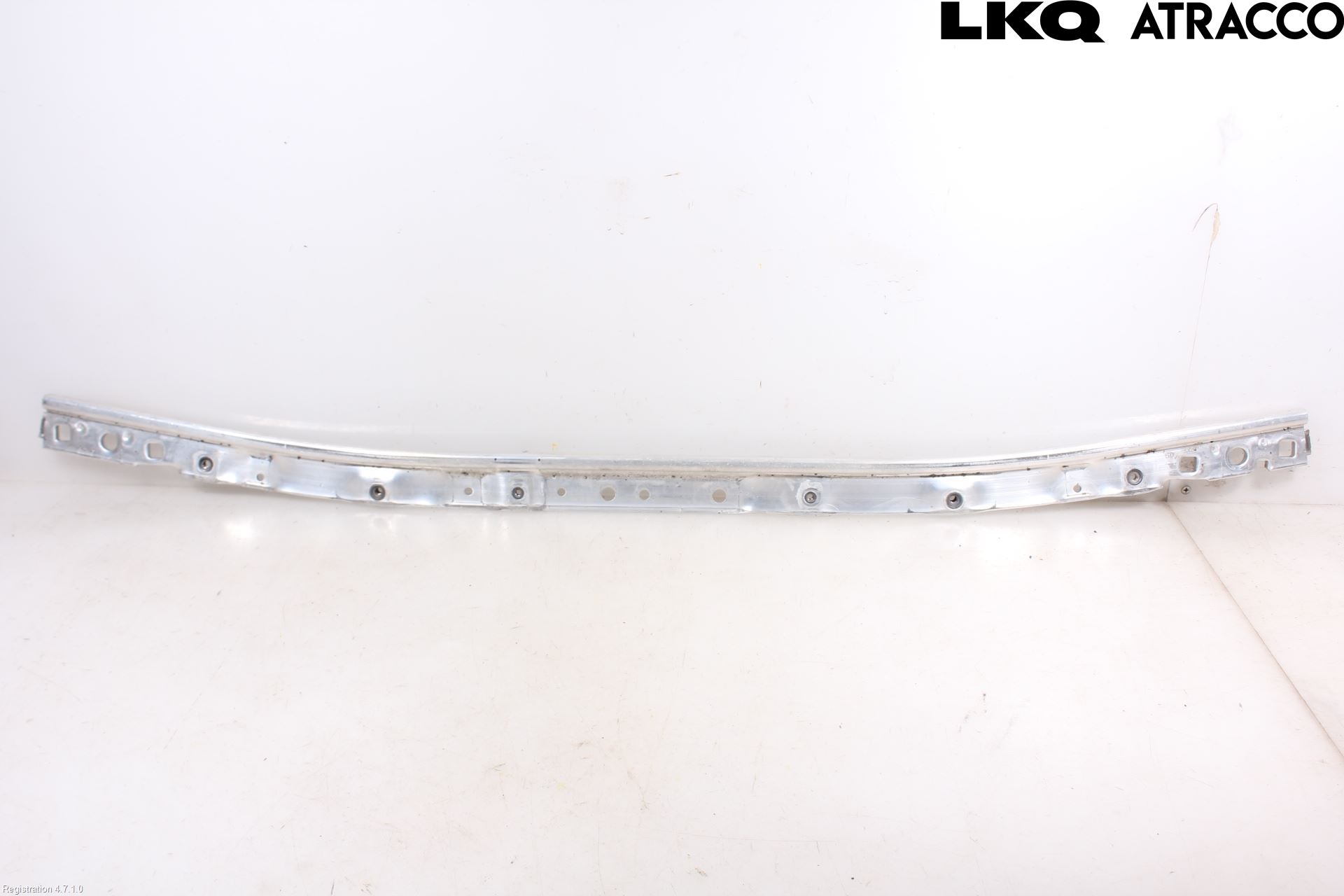 BMW 5 G30/G31/F90 17-23 Front Huvlåsplåt-Balk