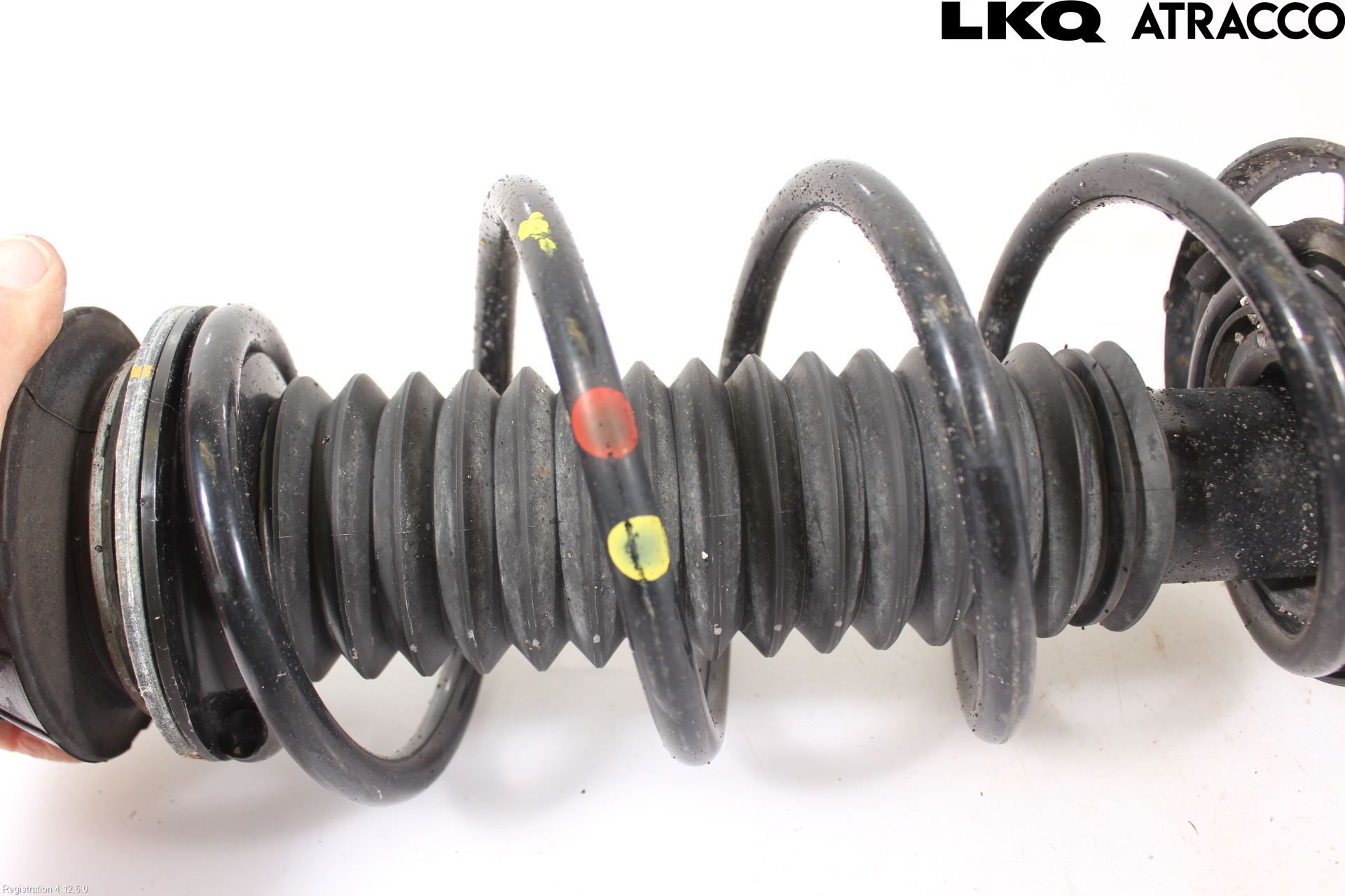 Suzuki VITARA 15- Fjäderben Fram Höger