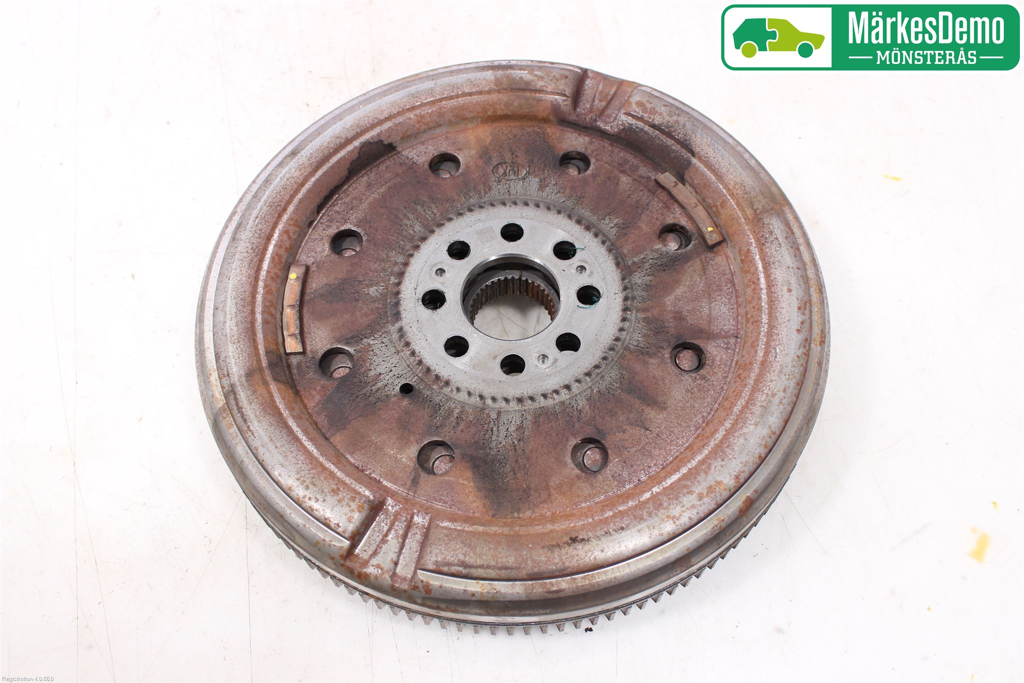 Volkswagen VW PASSAT 15-19 Svänghjul Aut