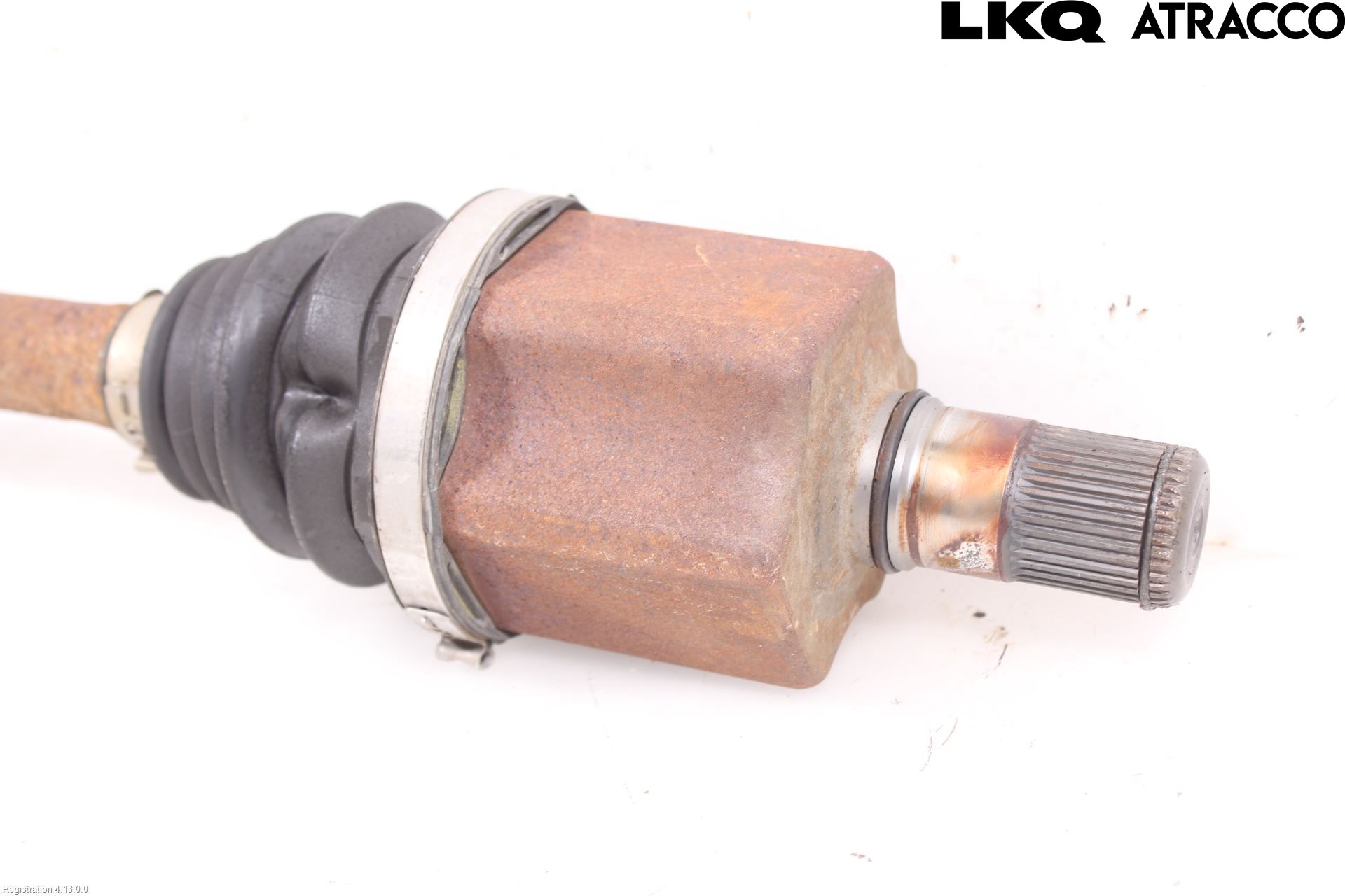 Skoda SUPERB 16-24 Drivaxel Fram Vänster