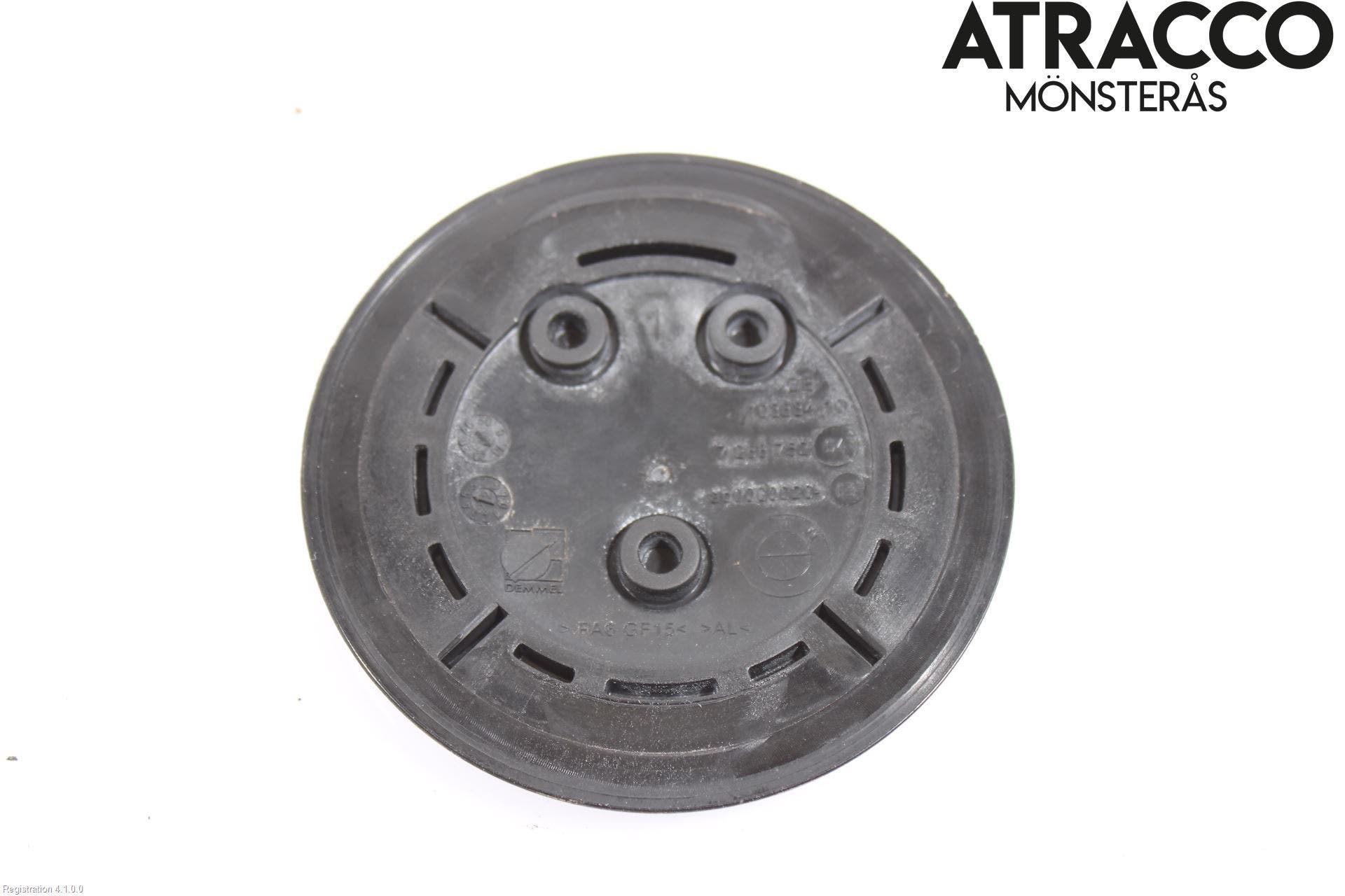 BMW 3 F30/F31/F80 12-19 Emblem