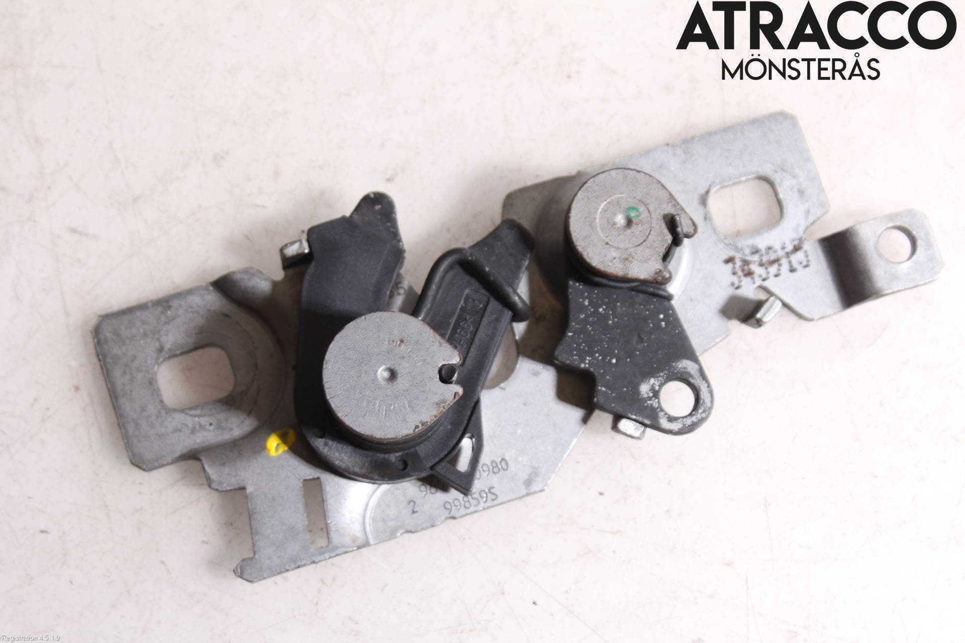 Peugeot 308 14-21 Huvlås