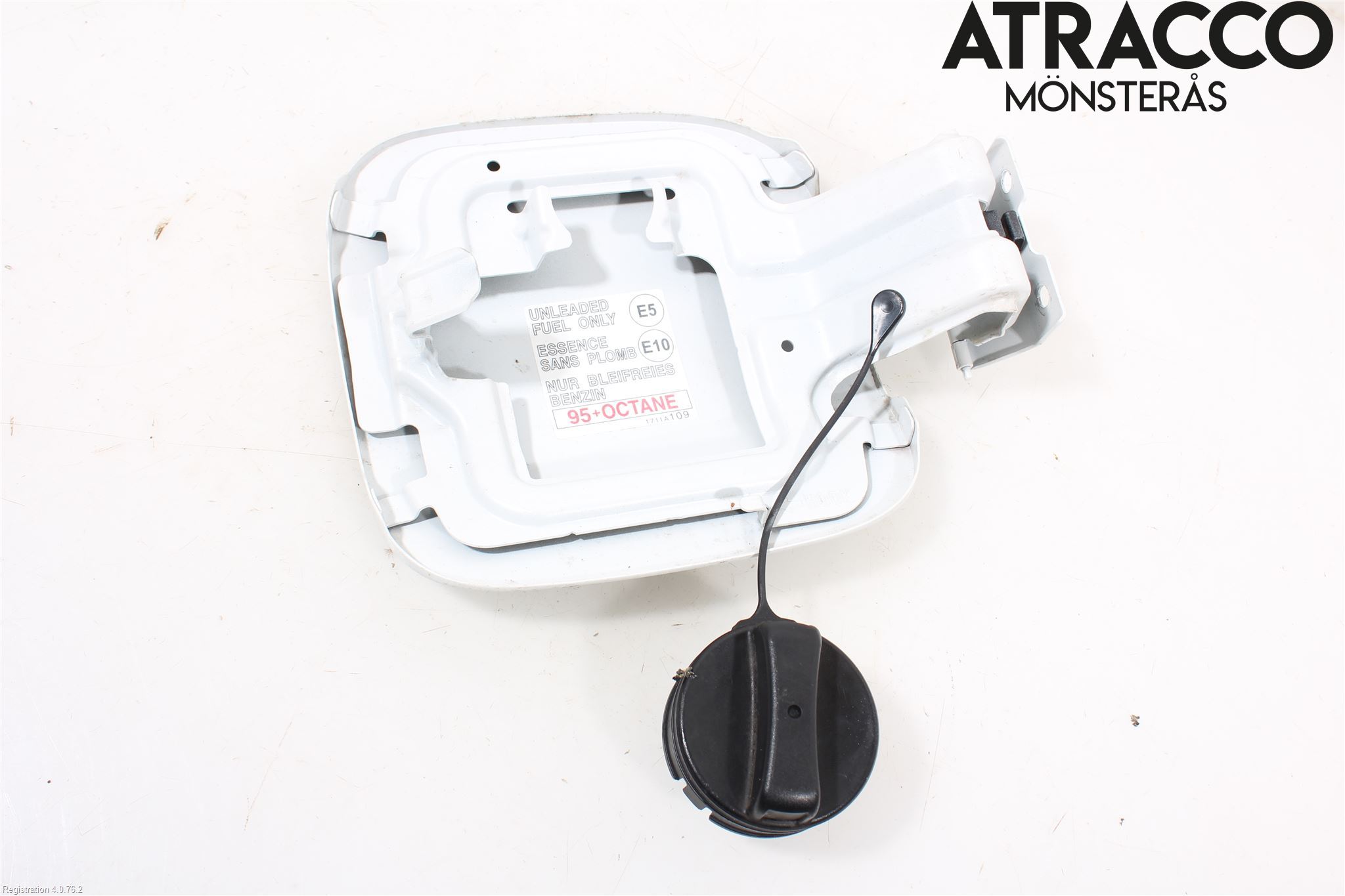 Mitsubishi ECLIPS CROSS Tanklucka