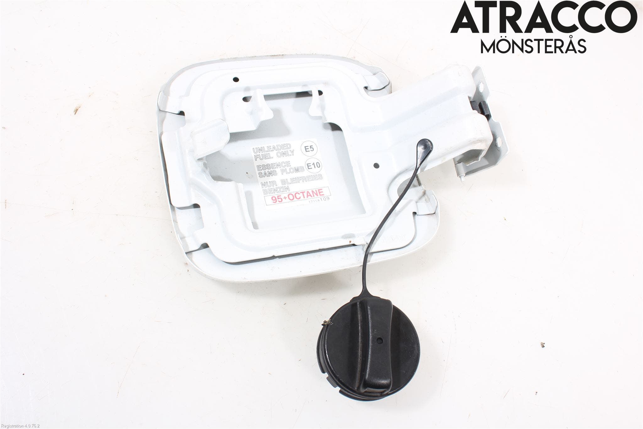 Mitsubishi ECLIPS CROSS Tanklucka