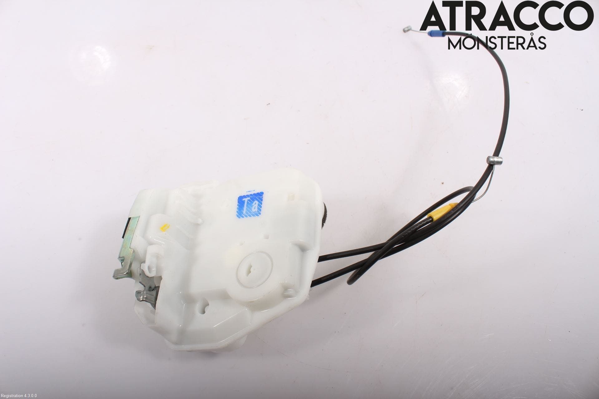 Mitsubishi ECLIPS CROSS Låskista-Dörrlås