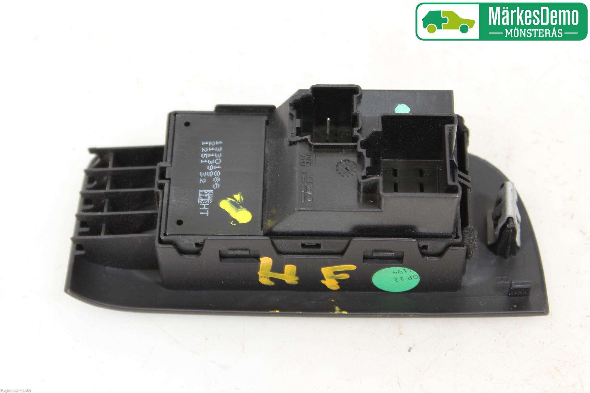 Opel ZAFIRA C 12-19 Strömställare Elhiss