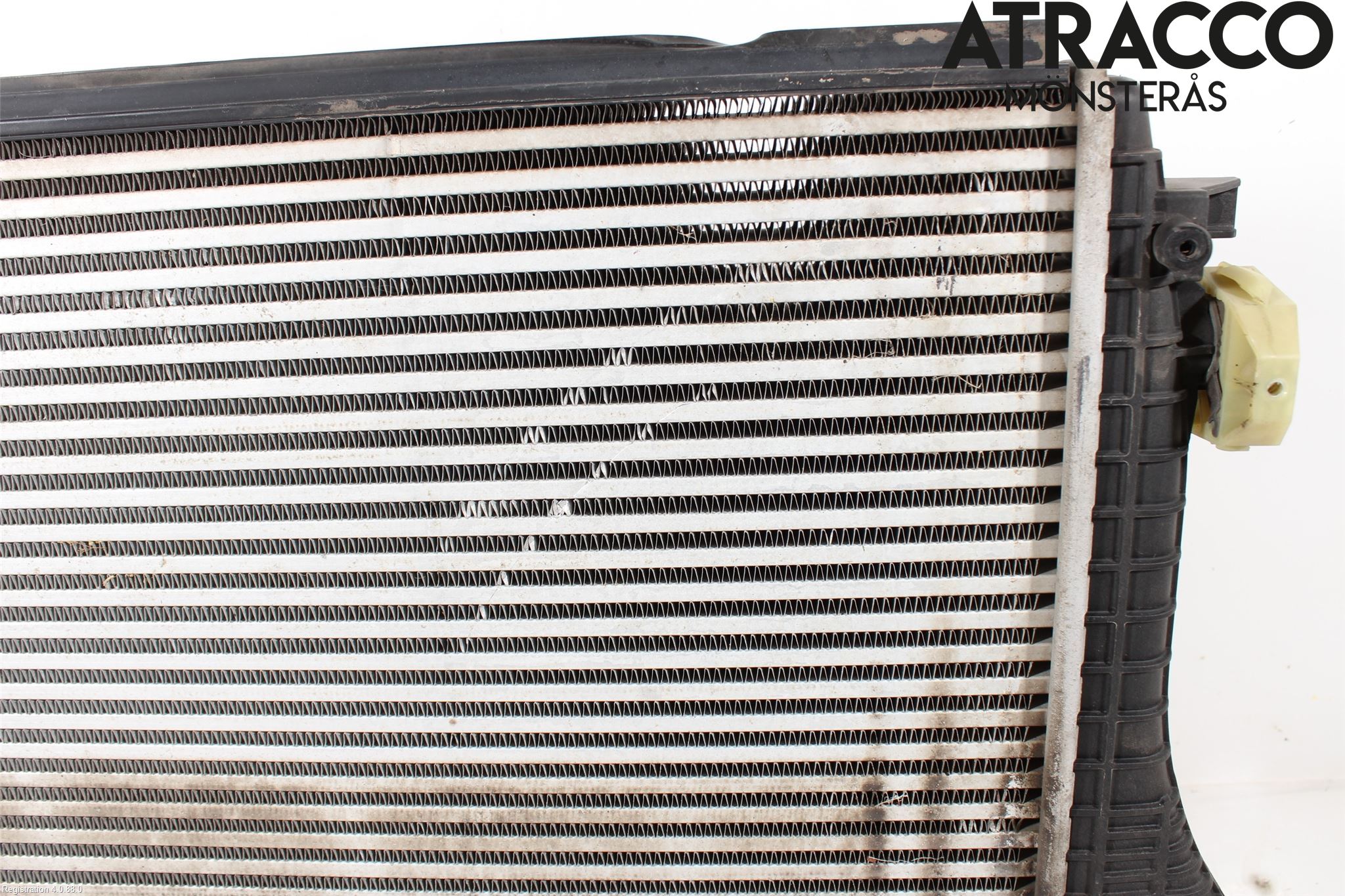 Volkswagen VW CADDY      04-10 Laddluft-Intercooler Kyl