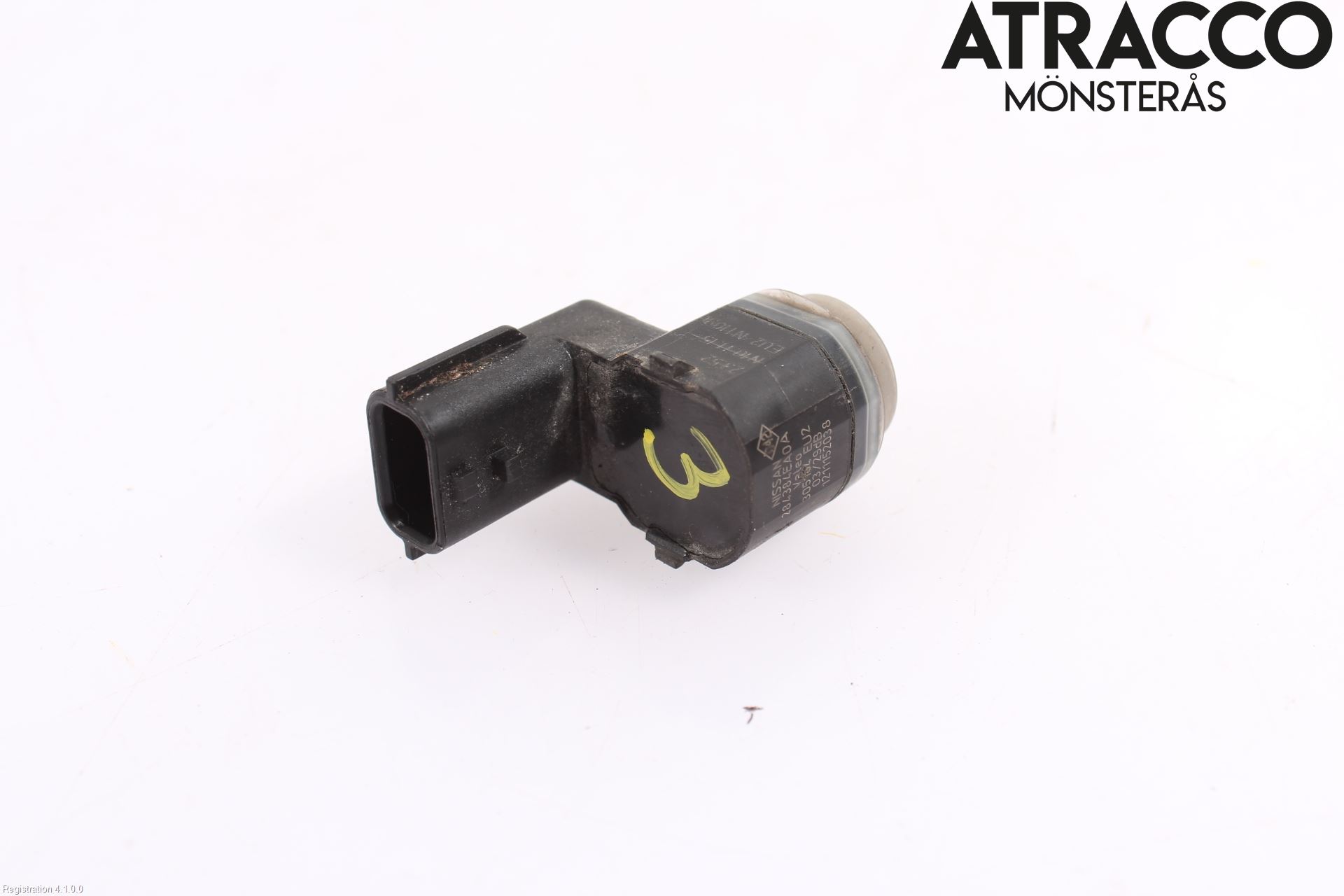 Nissan QASHQAI 14-17 Parkeringshjälp Frontsensor