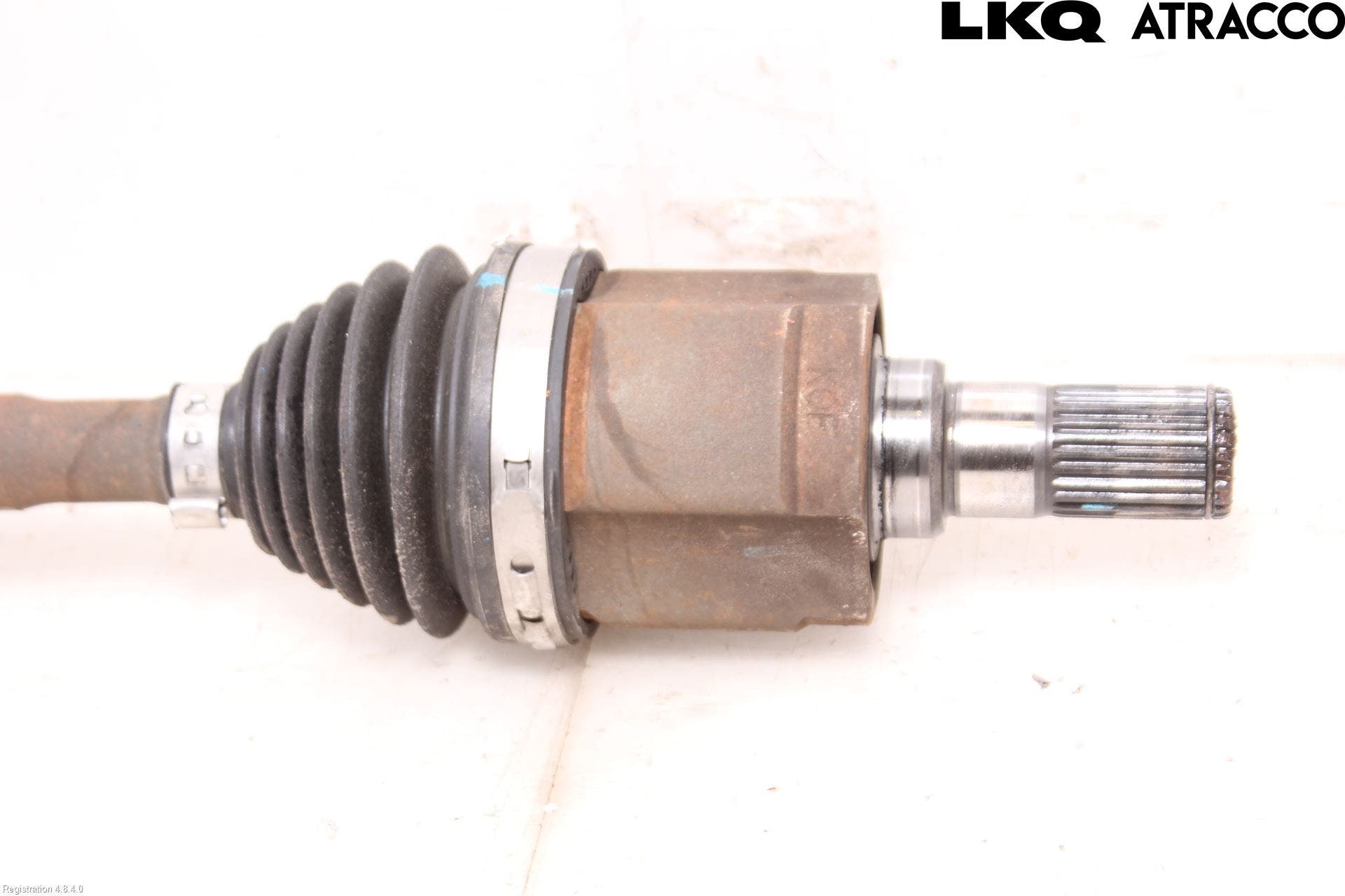 Kia RIO 17- Drivaxel Fram Höger