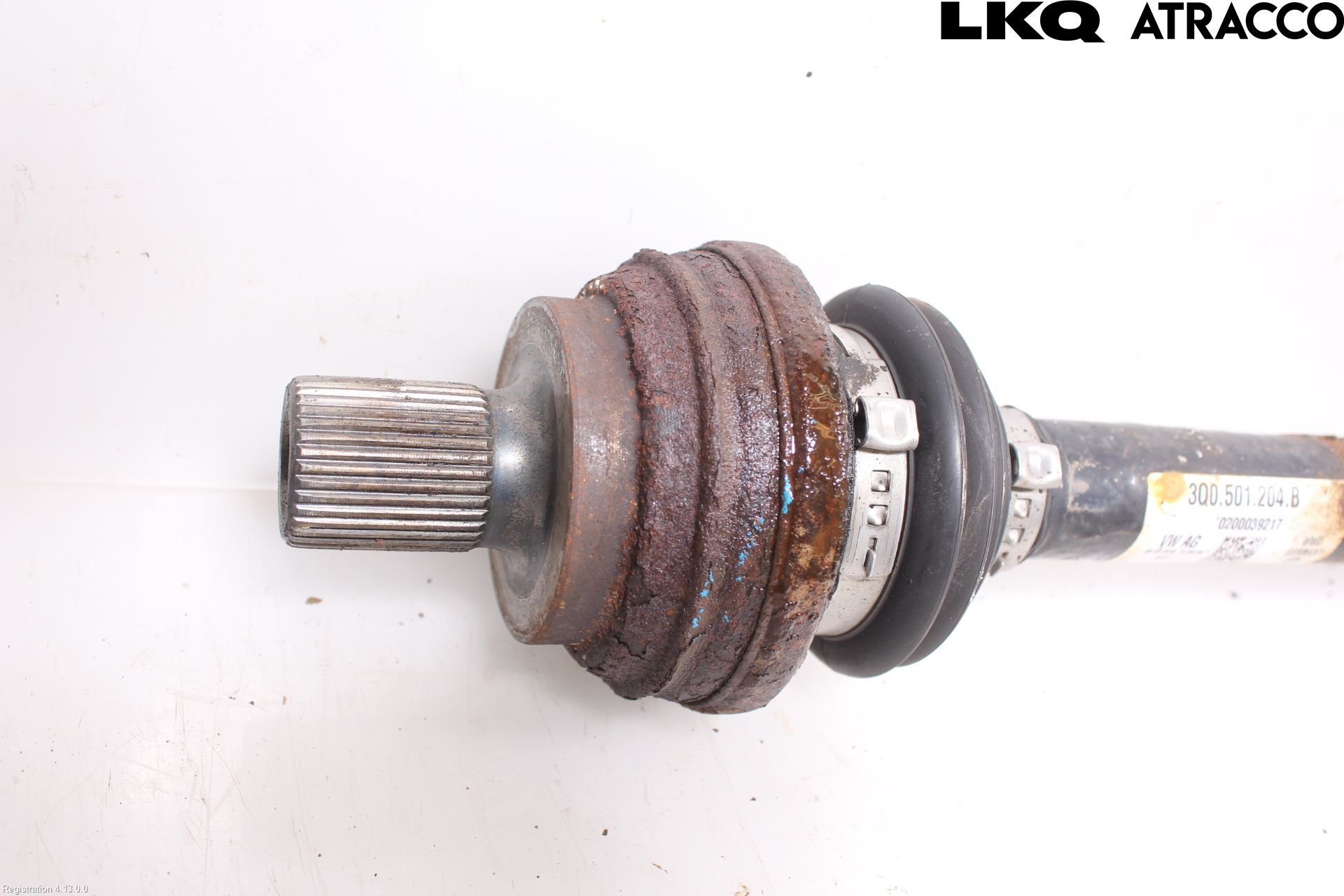 Skoda SUPERB 16-24 Drivaxel Bak Höger