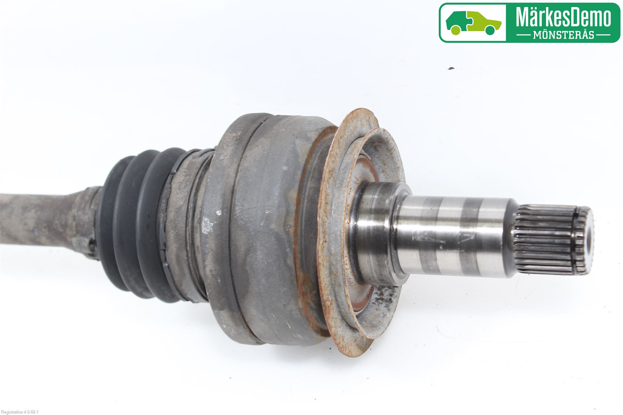 Mercedes-Benz MB E-KLASS (W212) 09-16 Drivaxel Bak Vänster