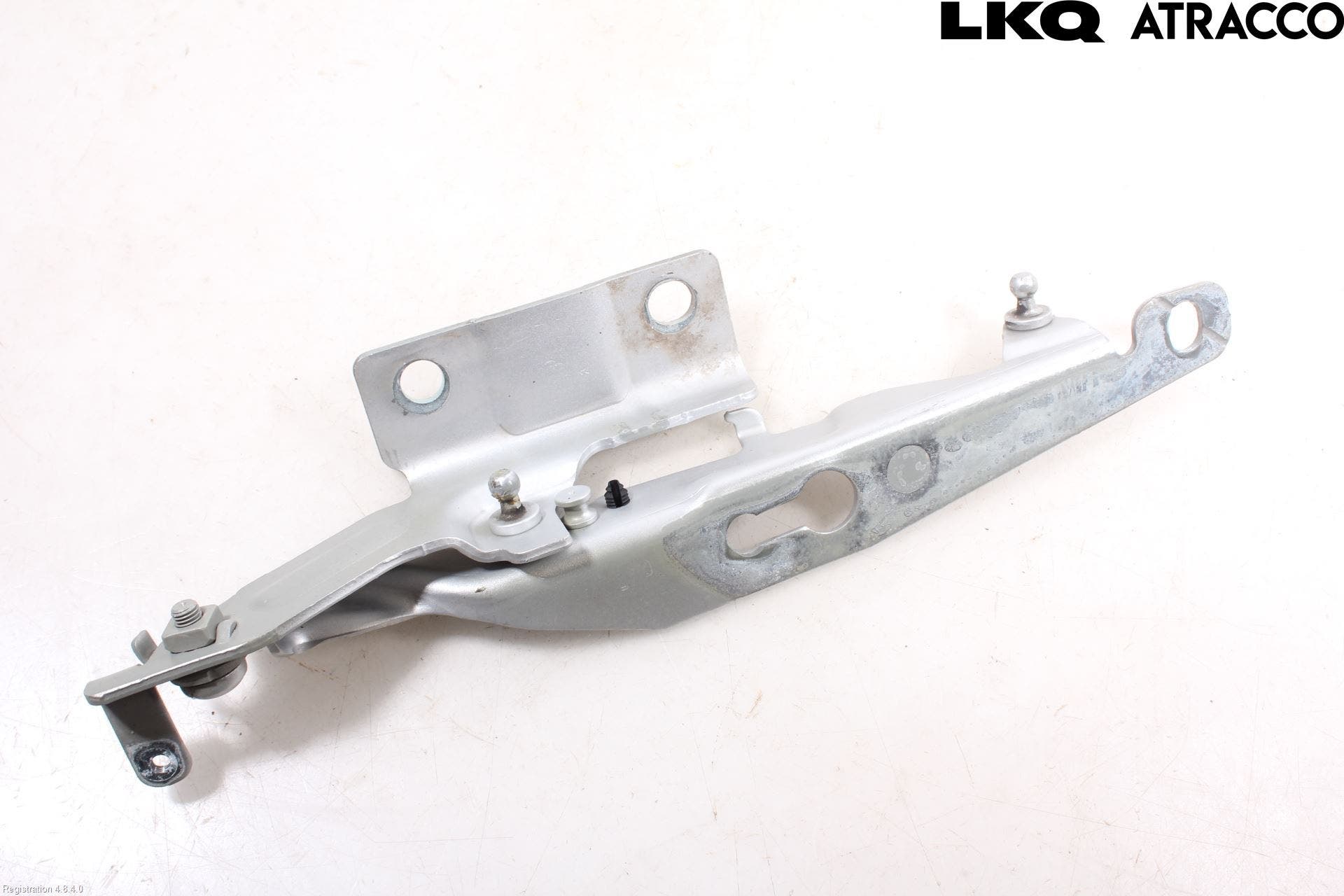 Volvo V60 14-18 Huvgångjärn