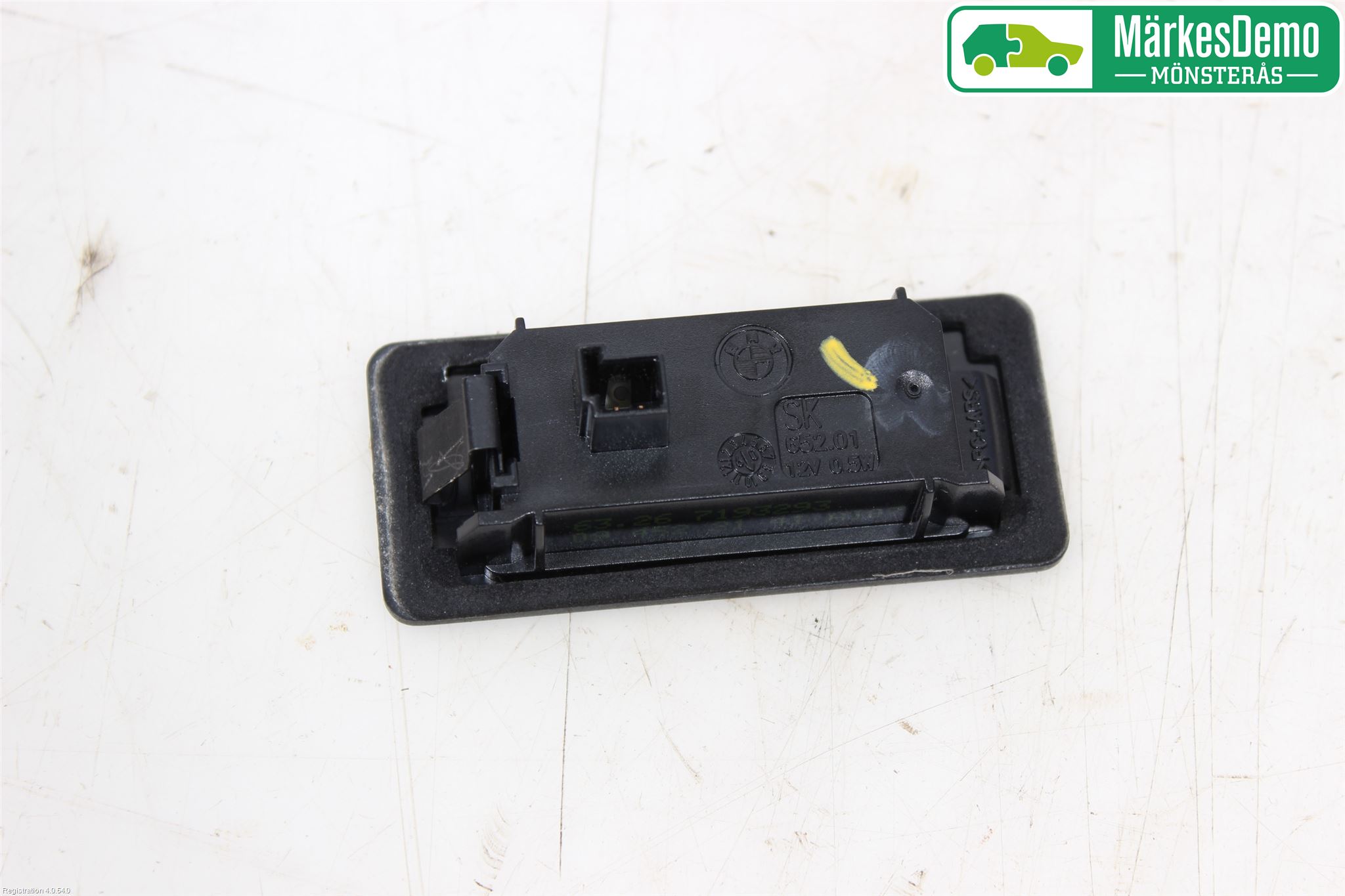 BMW 3 E90/91 SED/TOU 05-12 Skylt Belysning