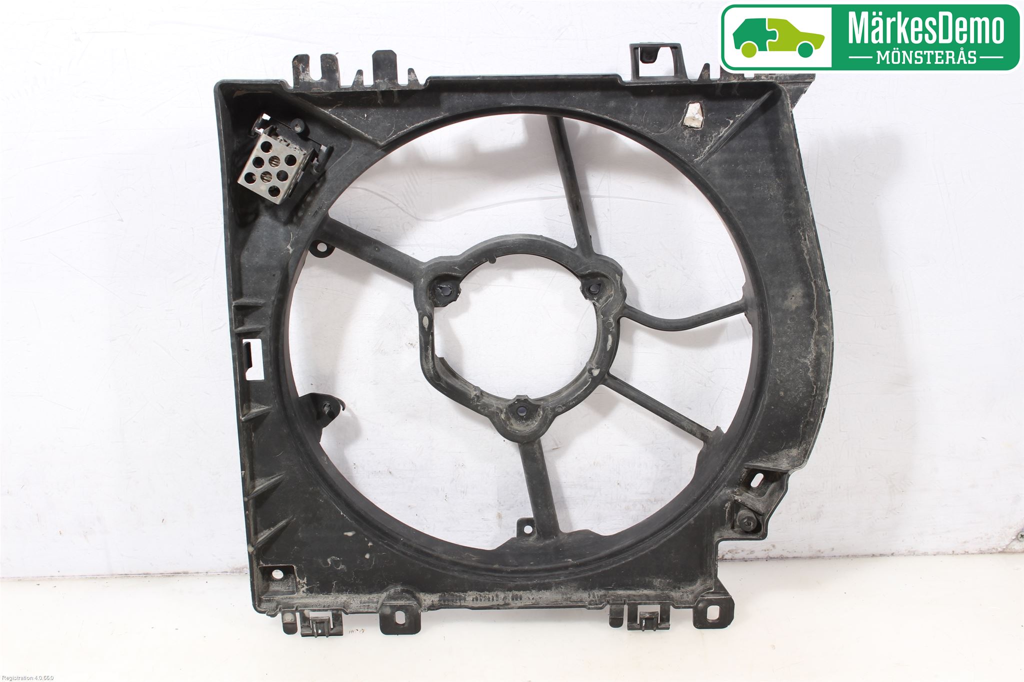 Renault CLIO III  09-12 Kylfläktkåpa