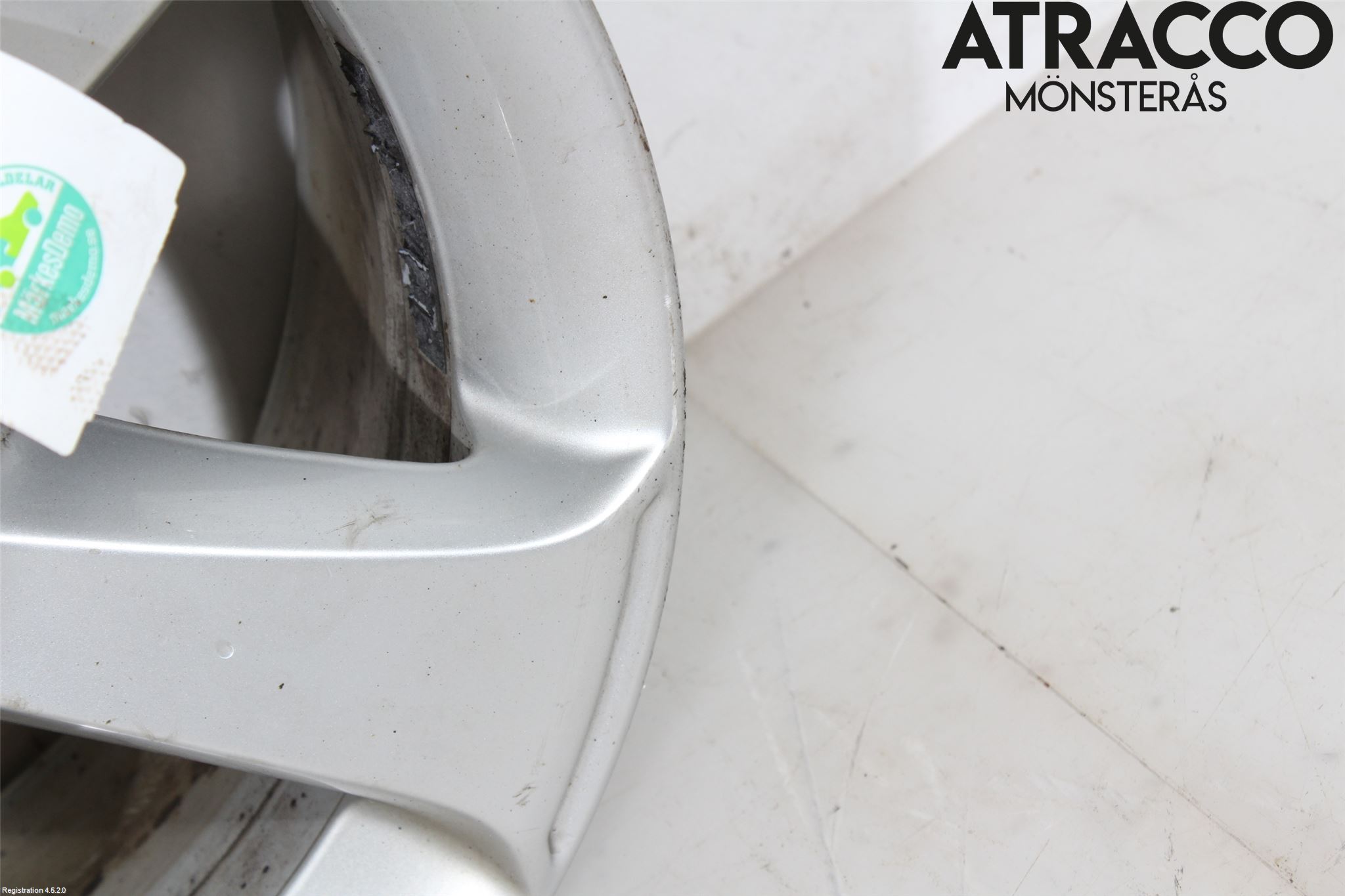 Volkswagen VW TOURAN 10-15 Fälg Aluminium