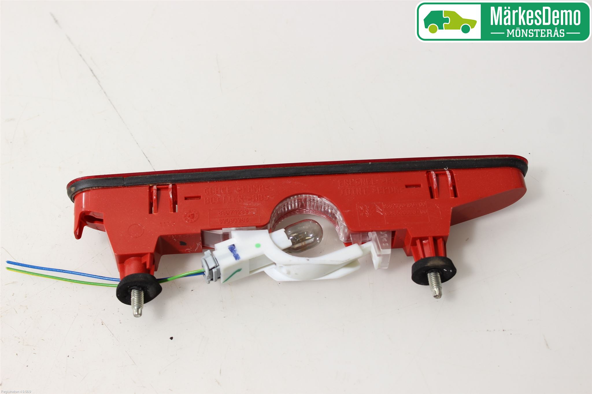 Peugeot PARTNER 08-15 Bromsljus Bakruta