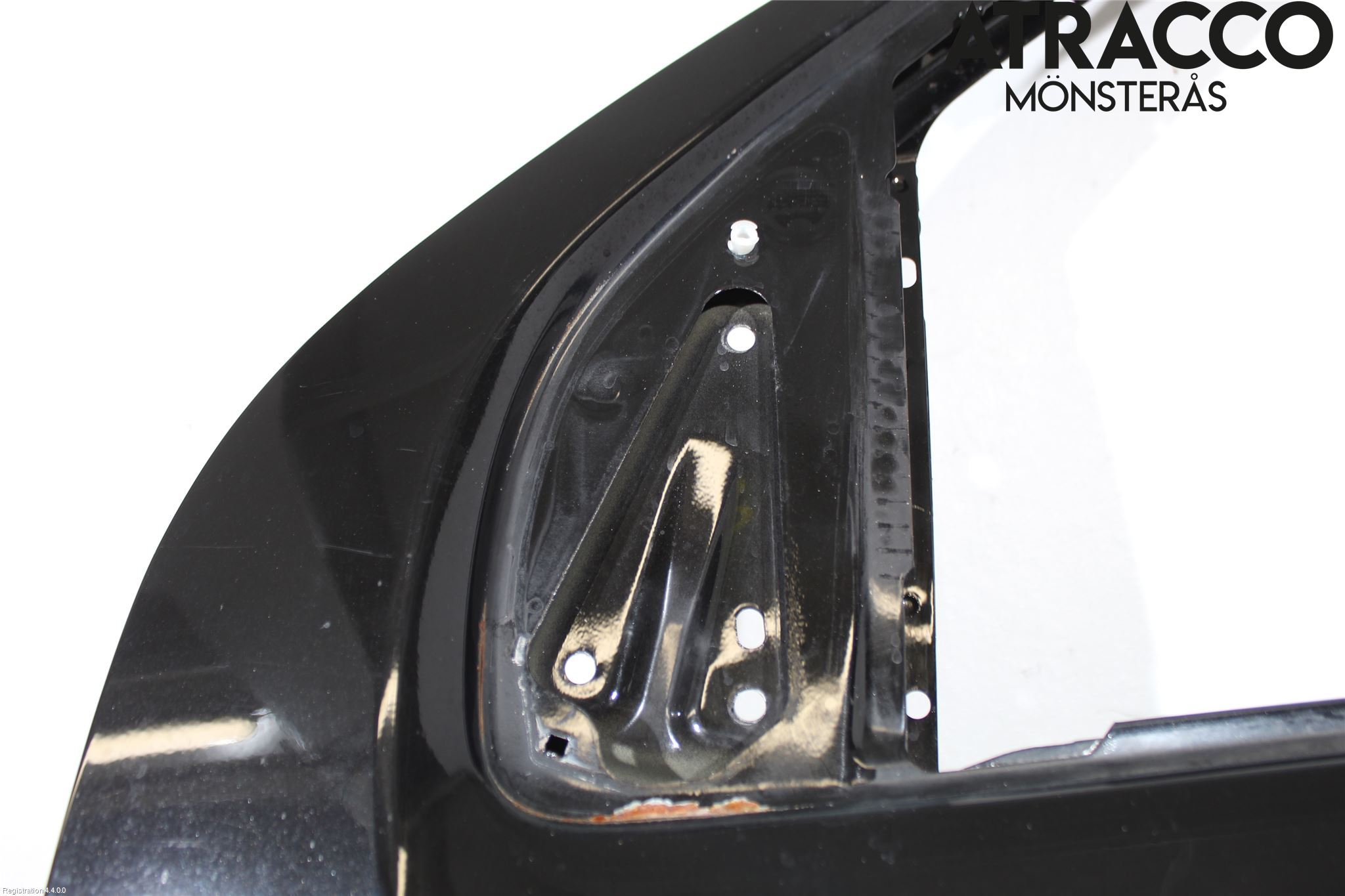 Nissan NAVARA 05-16 Dörr Fram Vänster