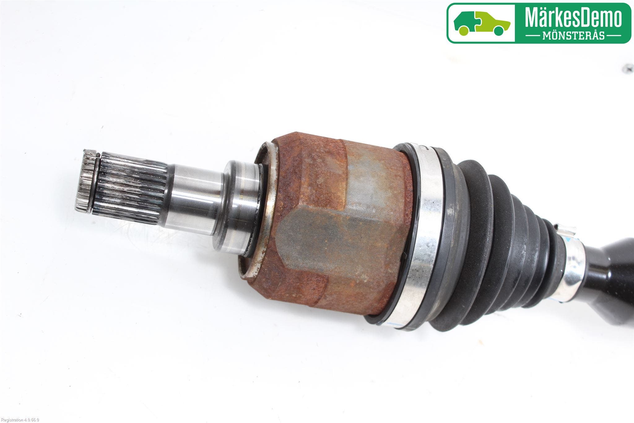 Kia CEED 12-18 Drivaxel Fram Höger