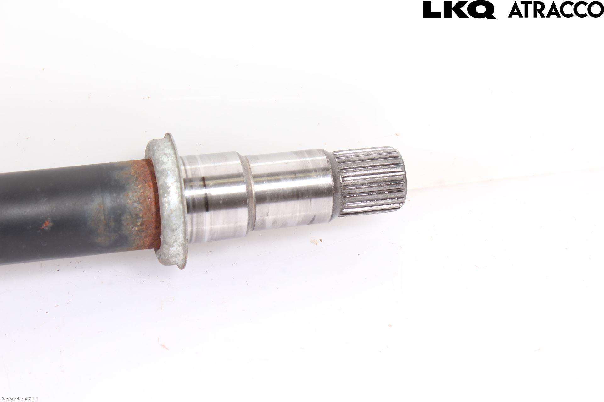 Lexus NX 300h 15-21 Drivaxel Fram Höger