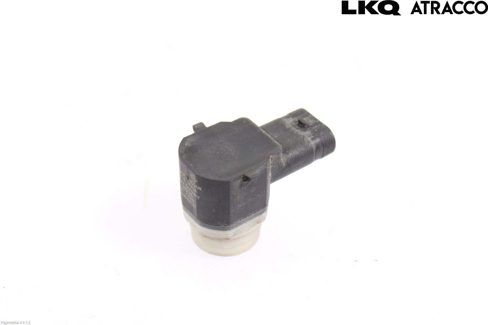 Nissan X-TRAIL 14-21 Parkeringshjälp Frontsensor