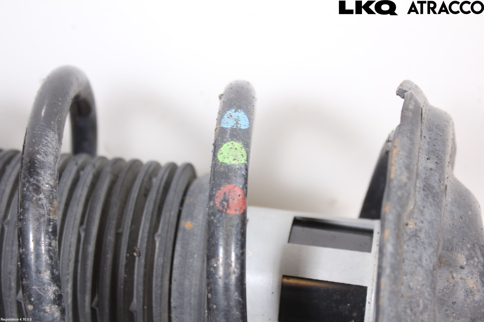 Audi Q3 F3 19- Fjäderben Fram Höger