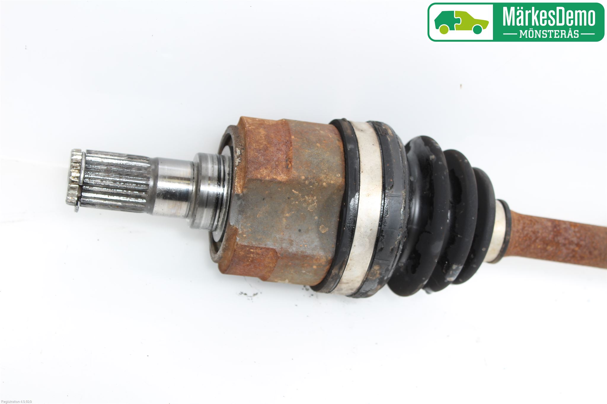 Hyundai i20 PB 09-14 Drivaxel Fram Vänster