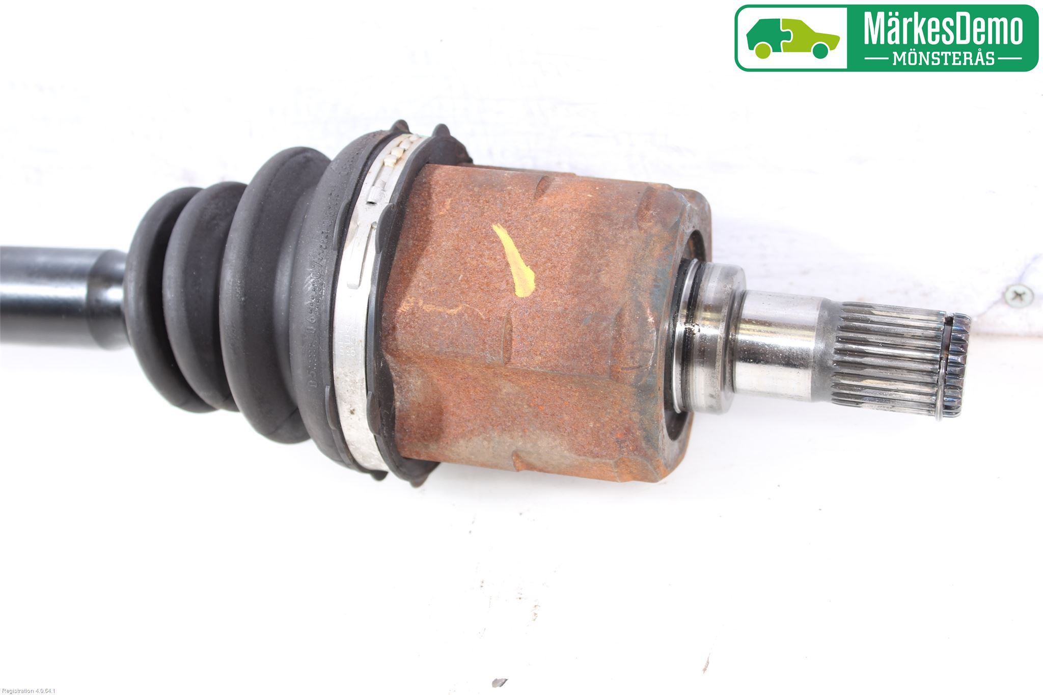 Kia CEED 06-12 Drivaxel Fram Höger