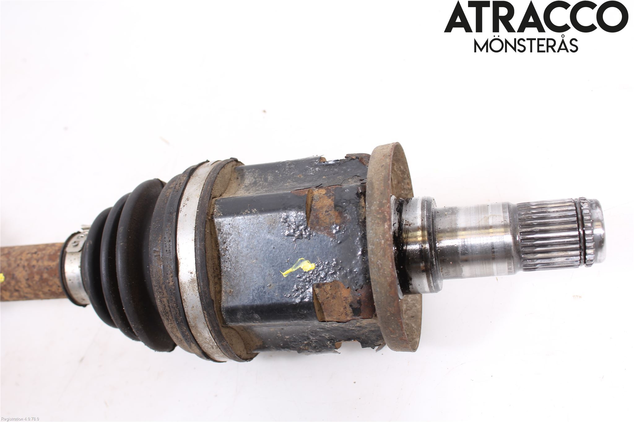 Toyota HILUX 05-16 Drivaxel Fram Vänster