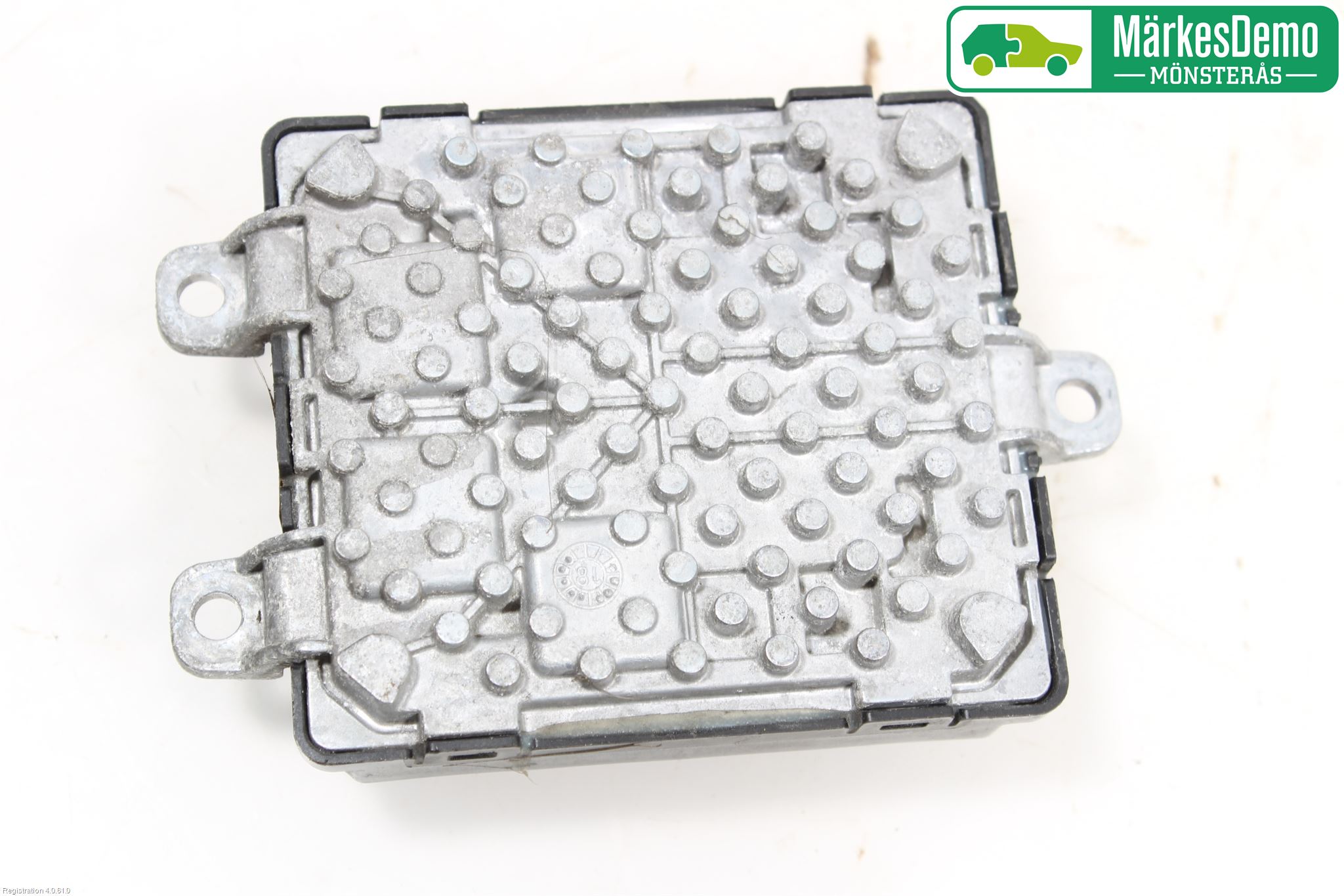 Mitsubishi OUTLANDER 13-21 Styrenhet Strålkastare