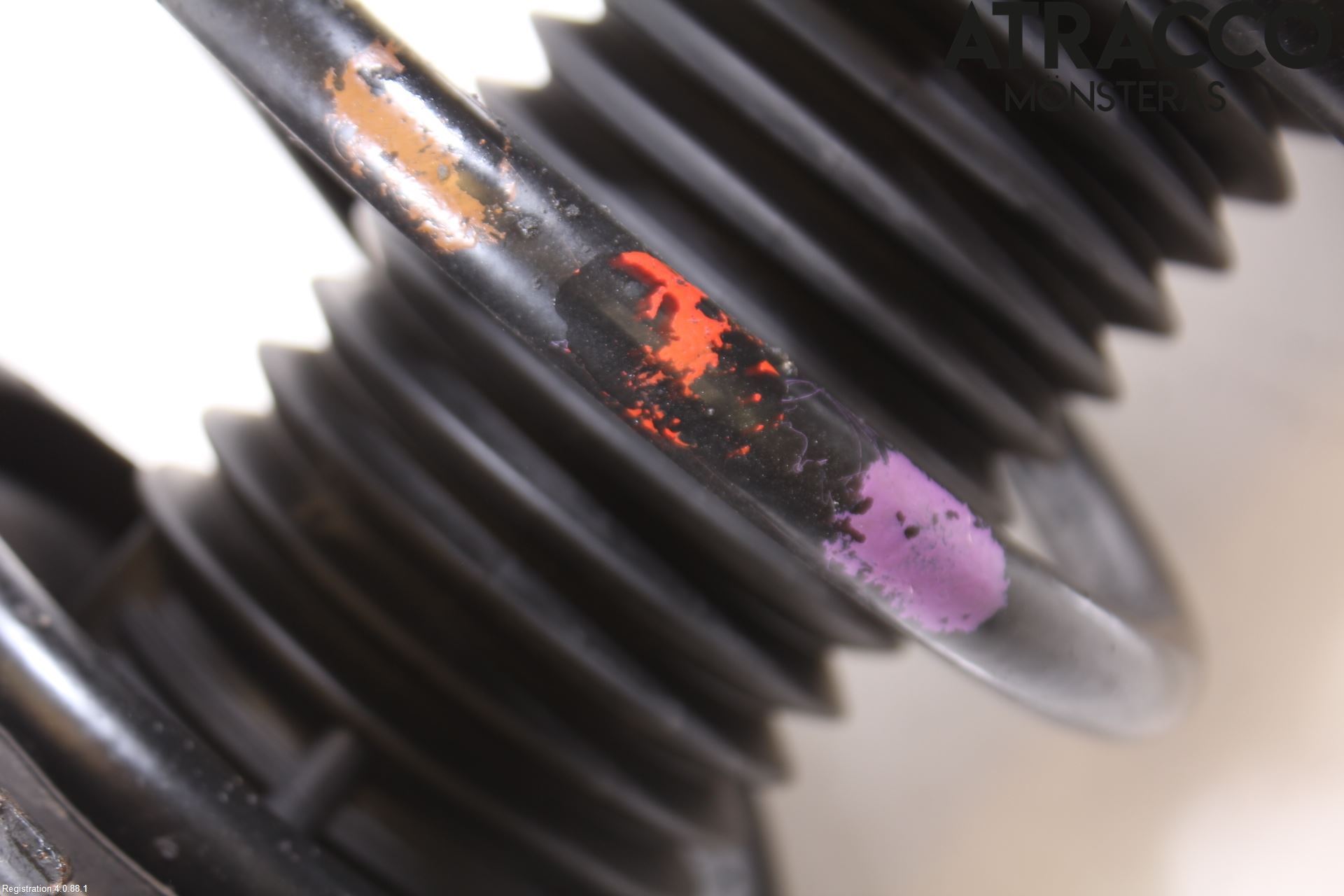 Ford FOCUS 15-18 Fjäderben Fram Höger