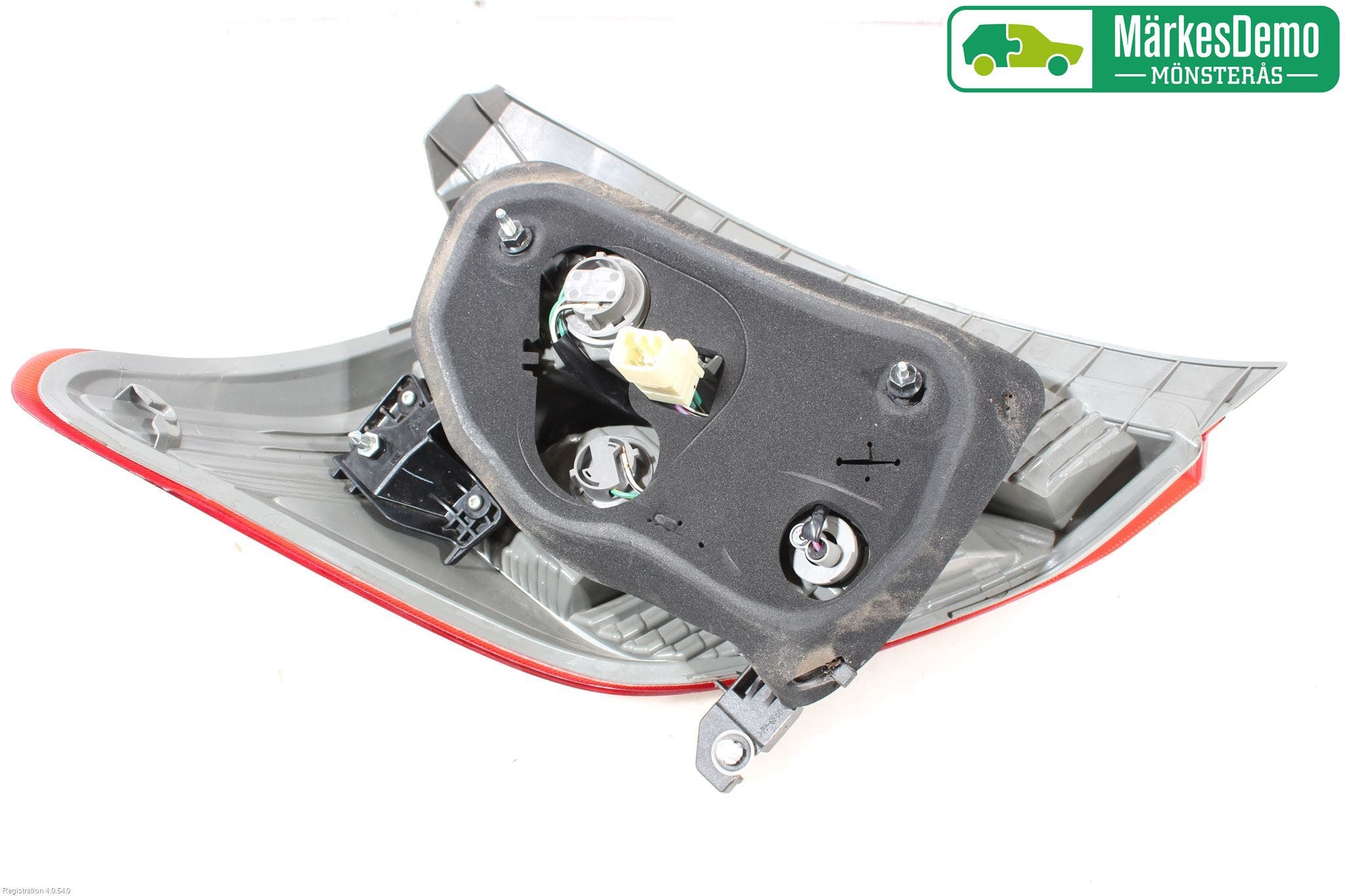 Toyota YARIS XP130 12-14 Bakljus Höger