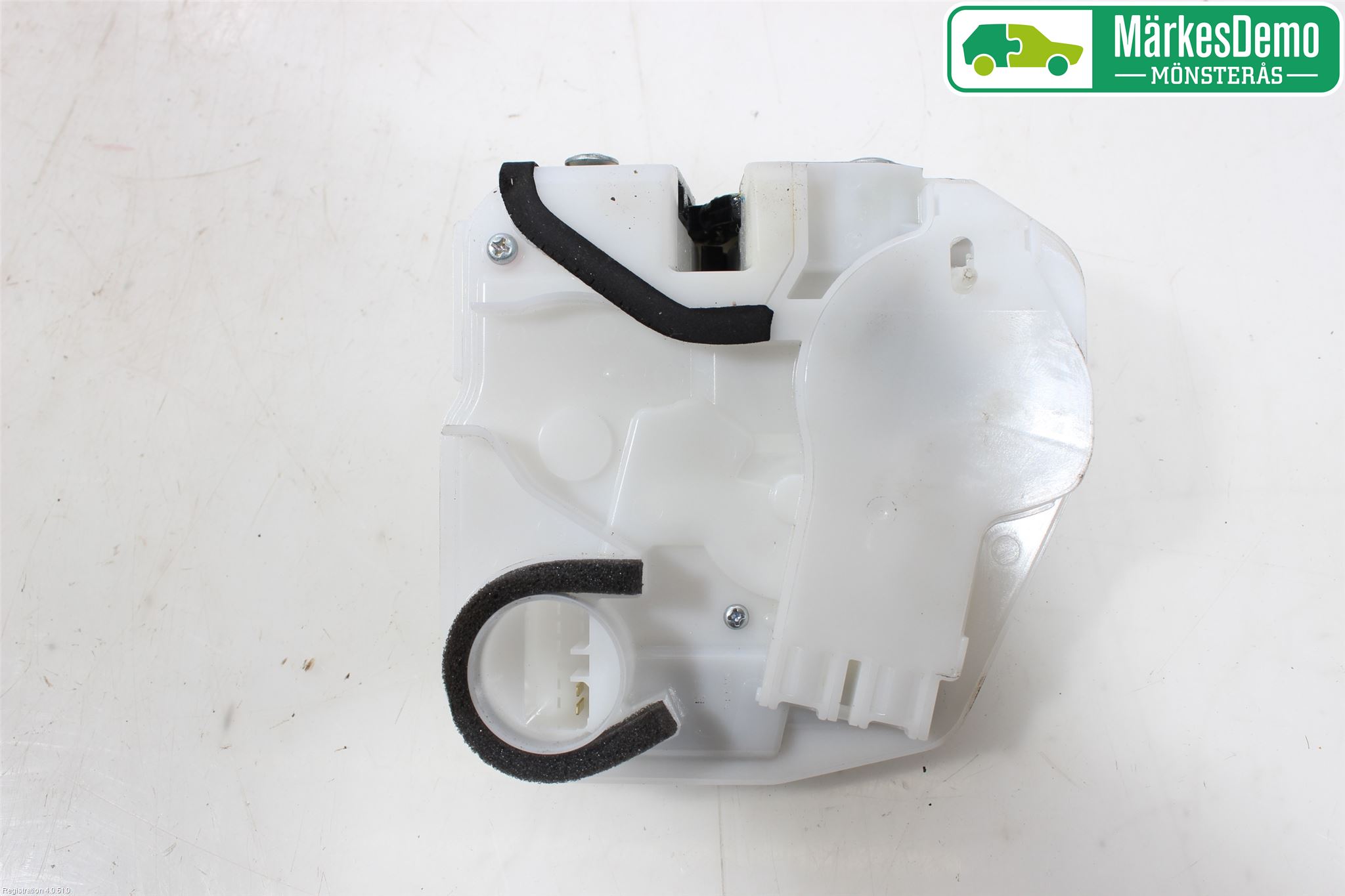 Mitsubishi OUTLANDER 13-21 Låskista-Dörrlås