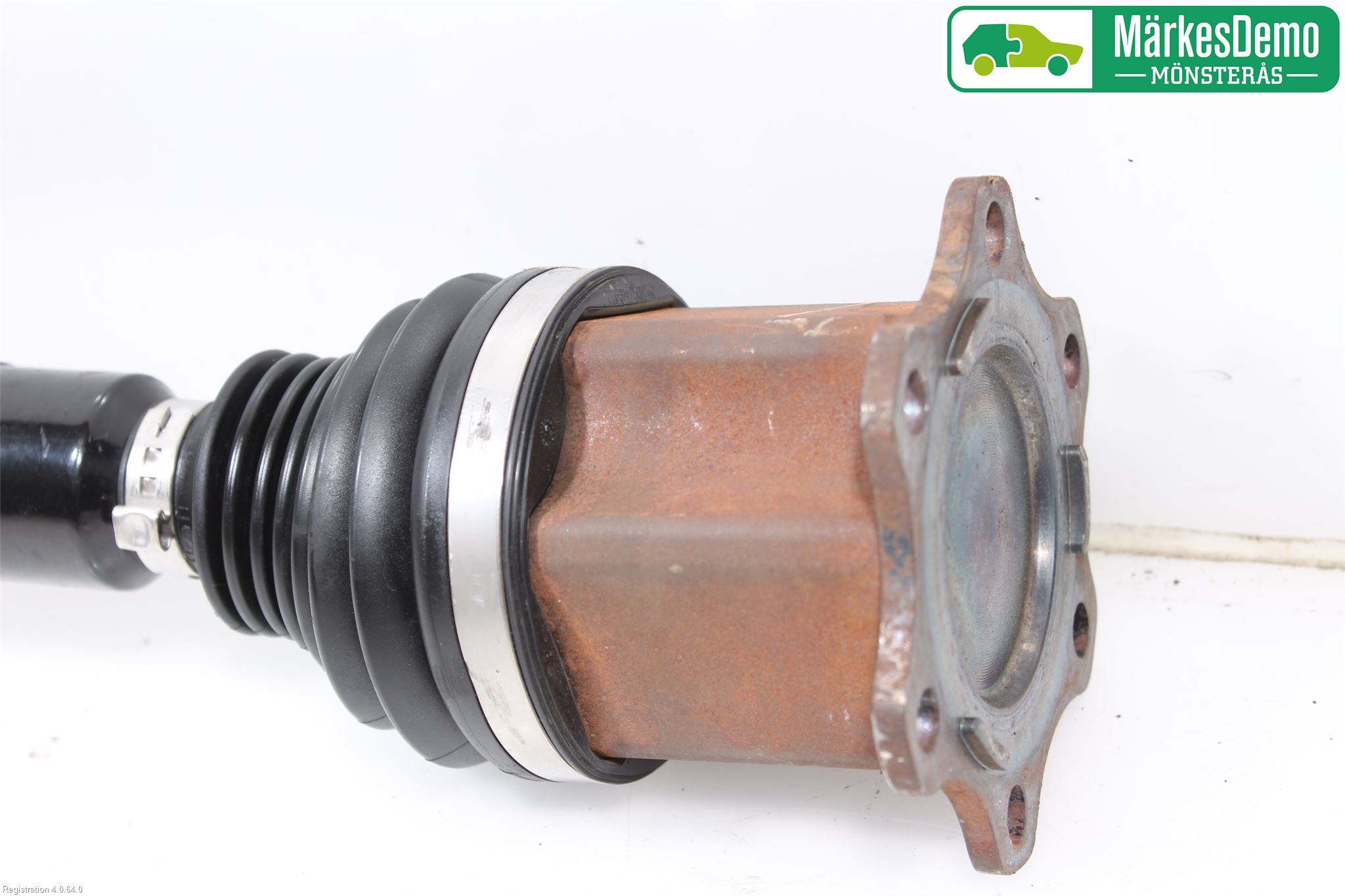 Skoda SUPERB 16-24 Drivaxel Fram Höger