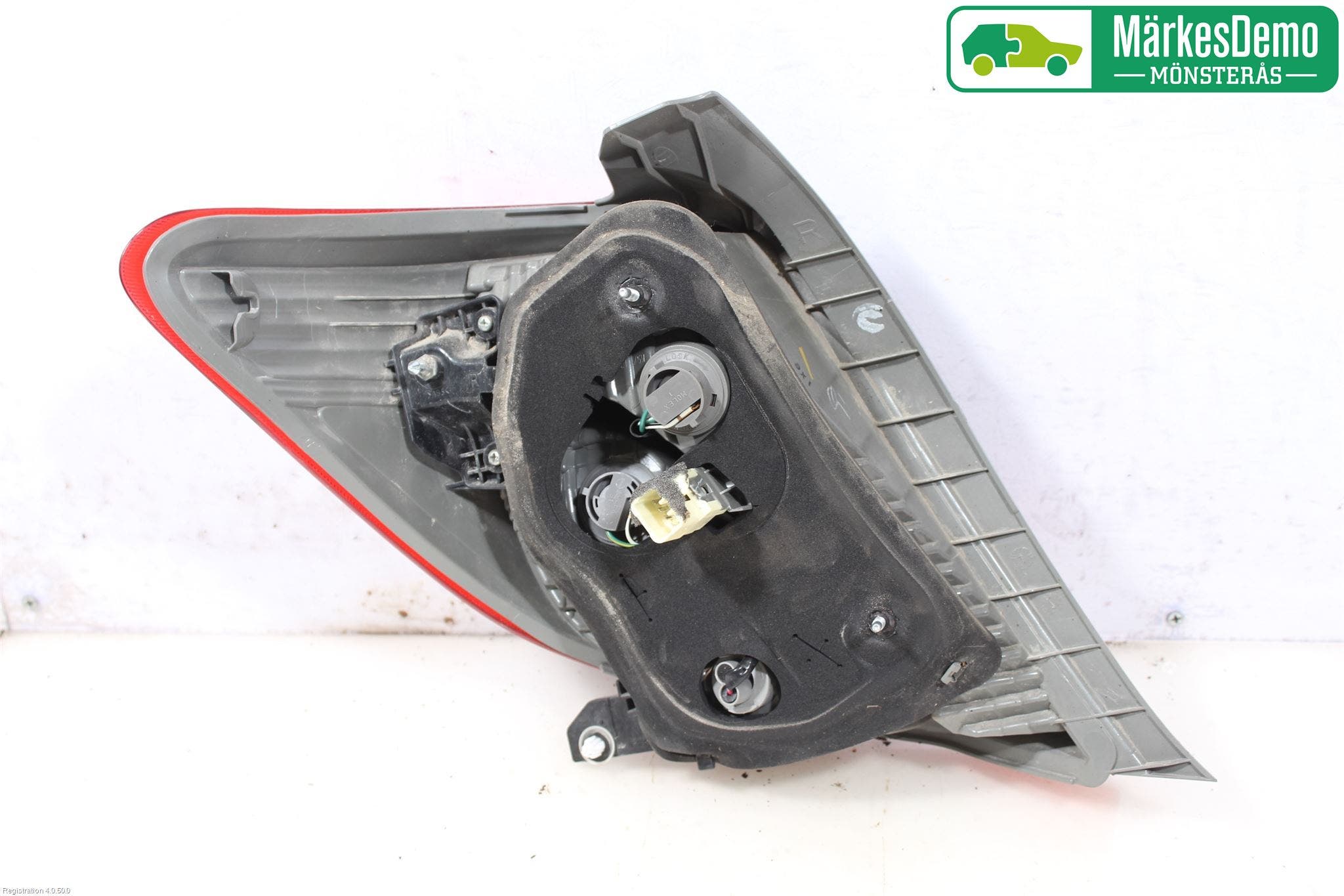 Toyota YARIS XP130 12-14 Bakljus Höger