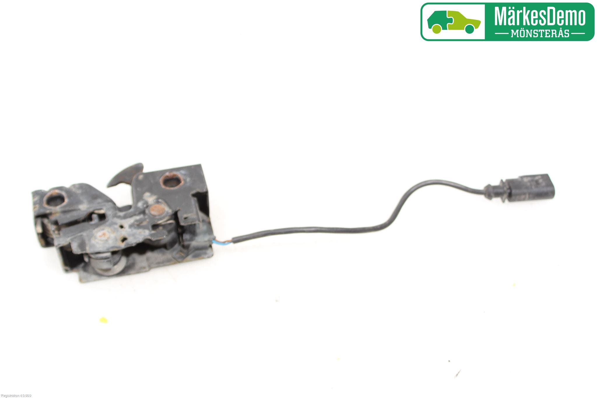 Volkswagen VW POLO 10-17 Huvlås