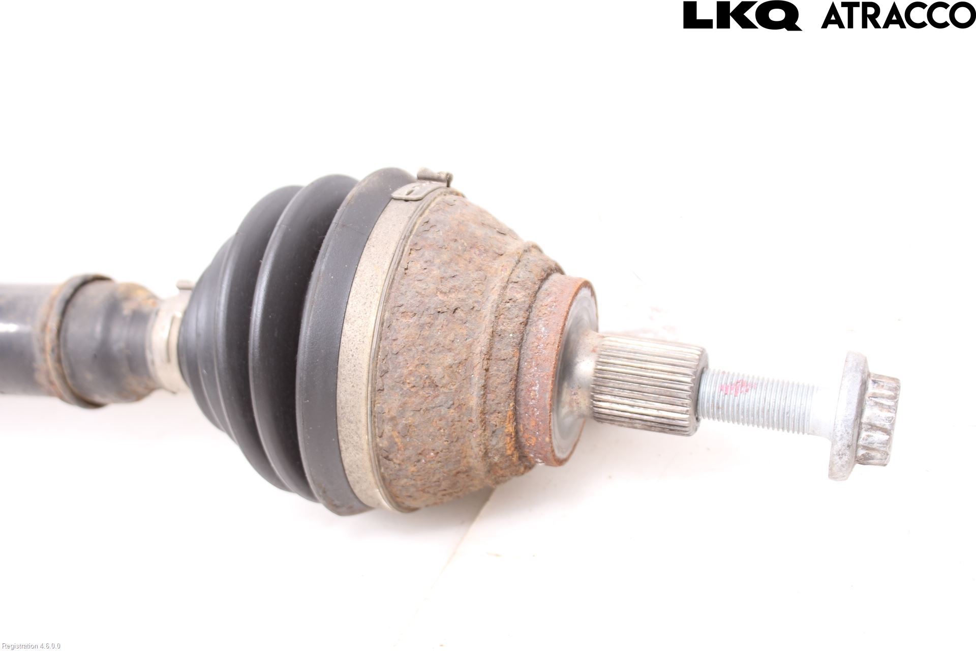 Volkswagen VW PASSAT 11-14 Drivaxel Fram Höger