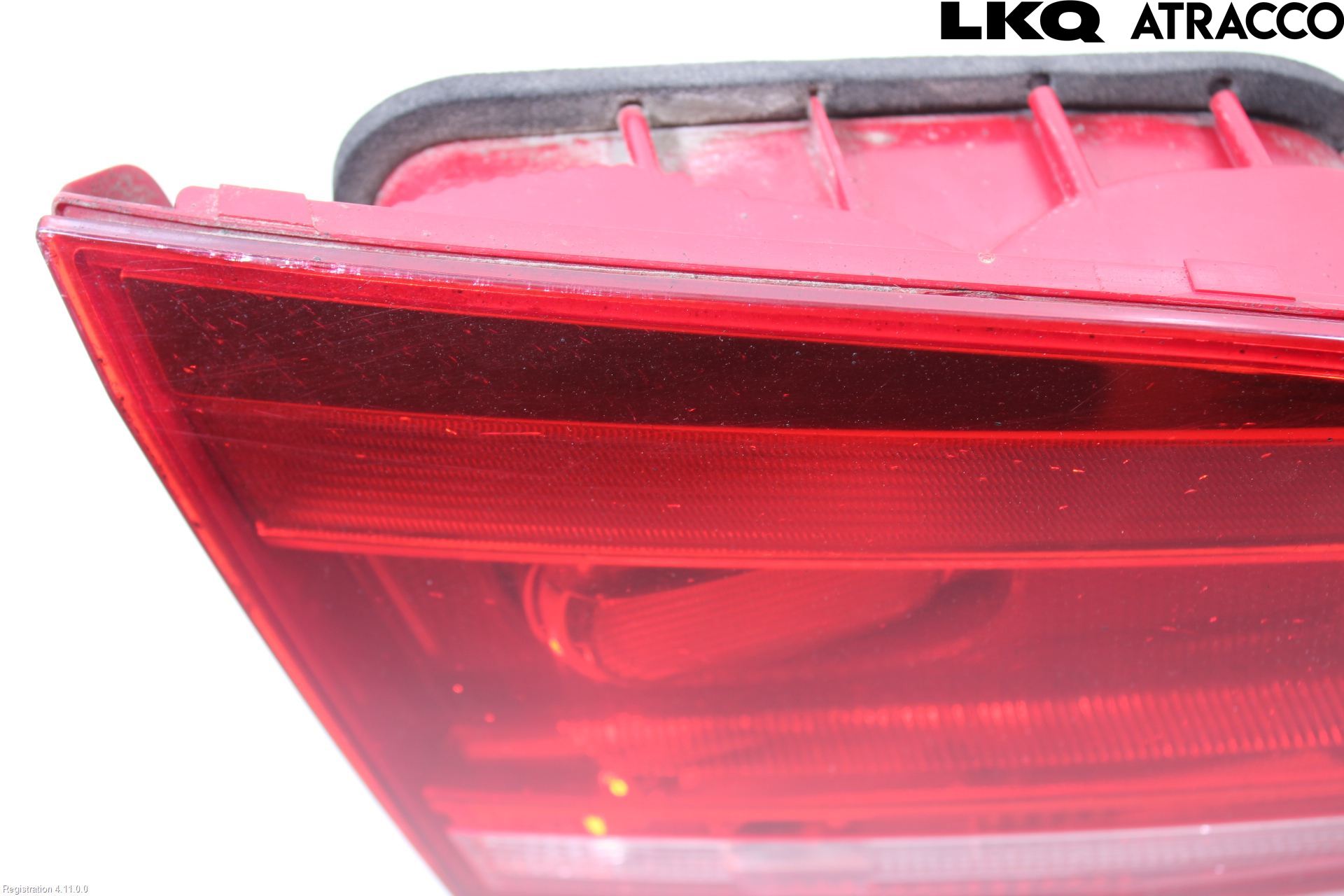 Volkswagen VW PASSAT 11-14 Bakljus Lucka Vä