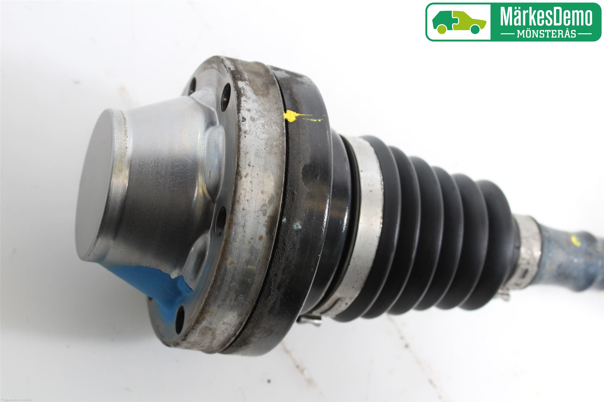 Volkswagen VW TOUAREG 7L 03-10 Drivaxel Fram Höger