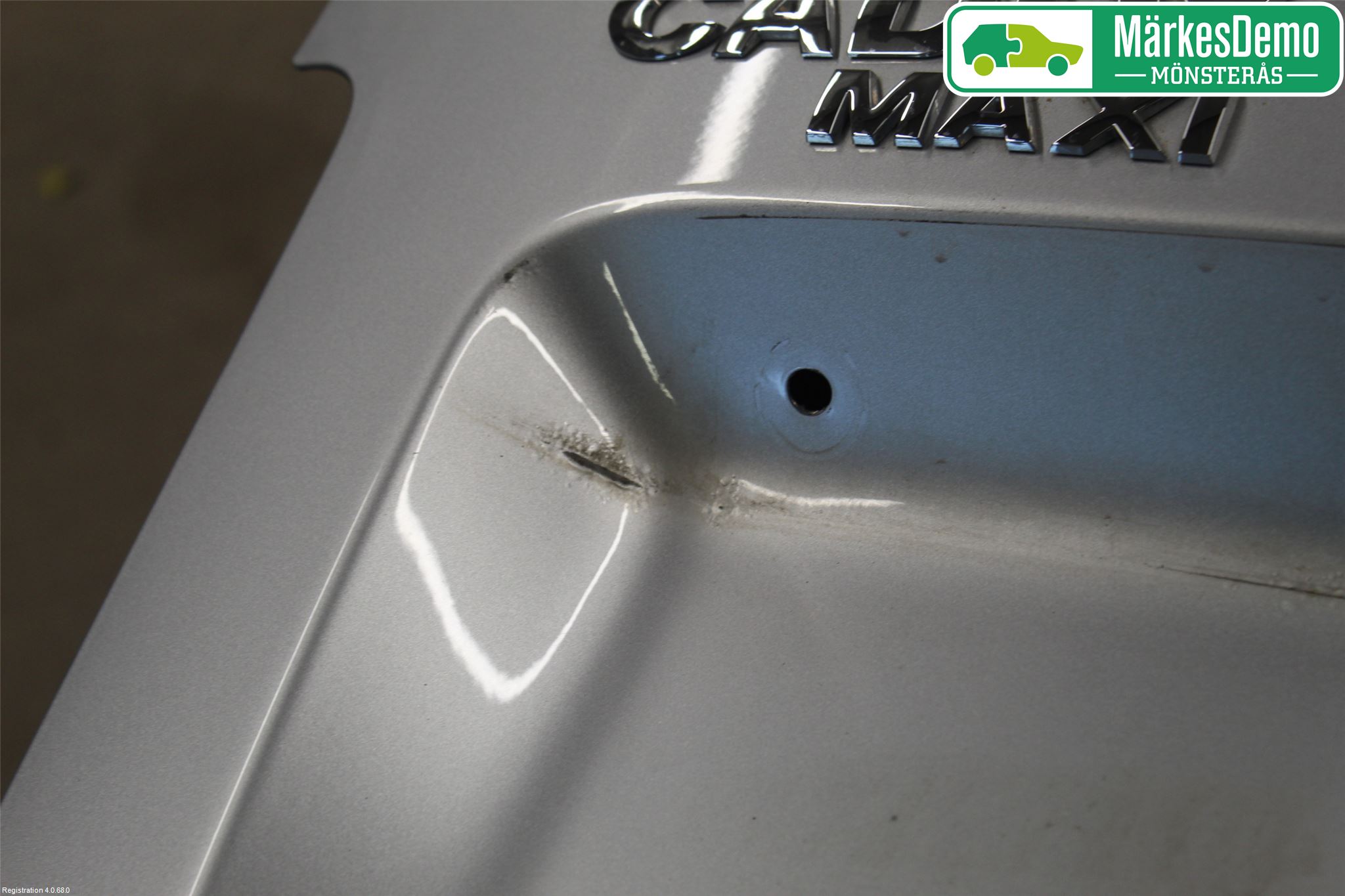 Volkswagen VW CADDY      04-10 Dörr Bak Van-Skåp Vänster