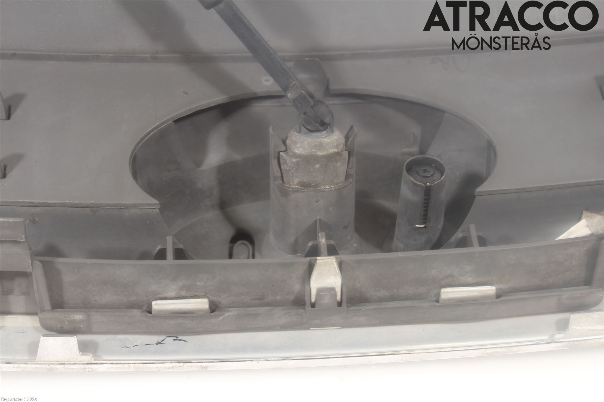 Ford KUGA 08-12 Grill Komp