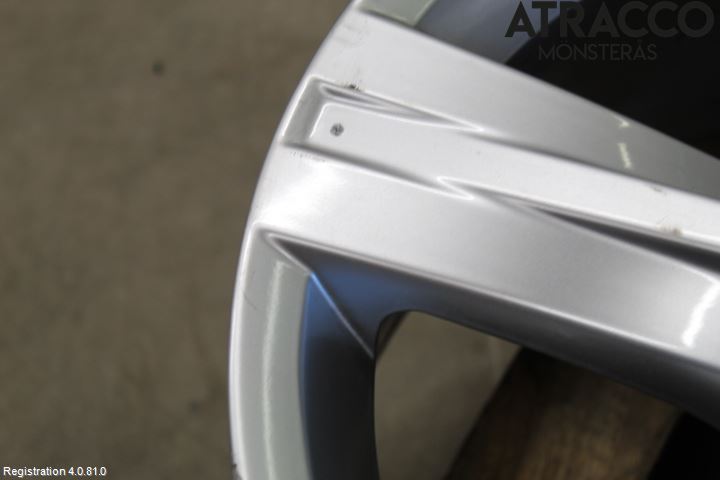 Volkswagen VW PASSAT 11-14 Fälgsats Aluminium