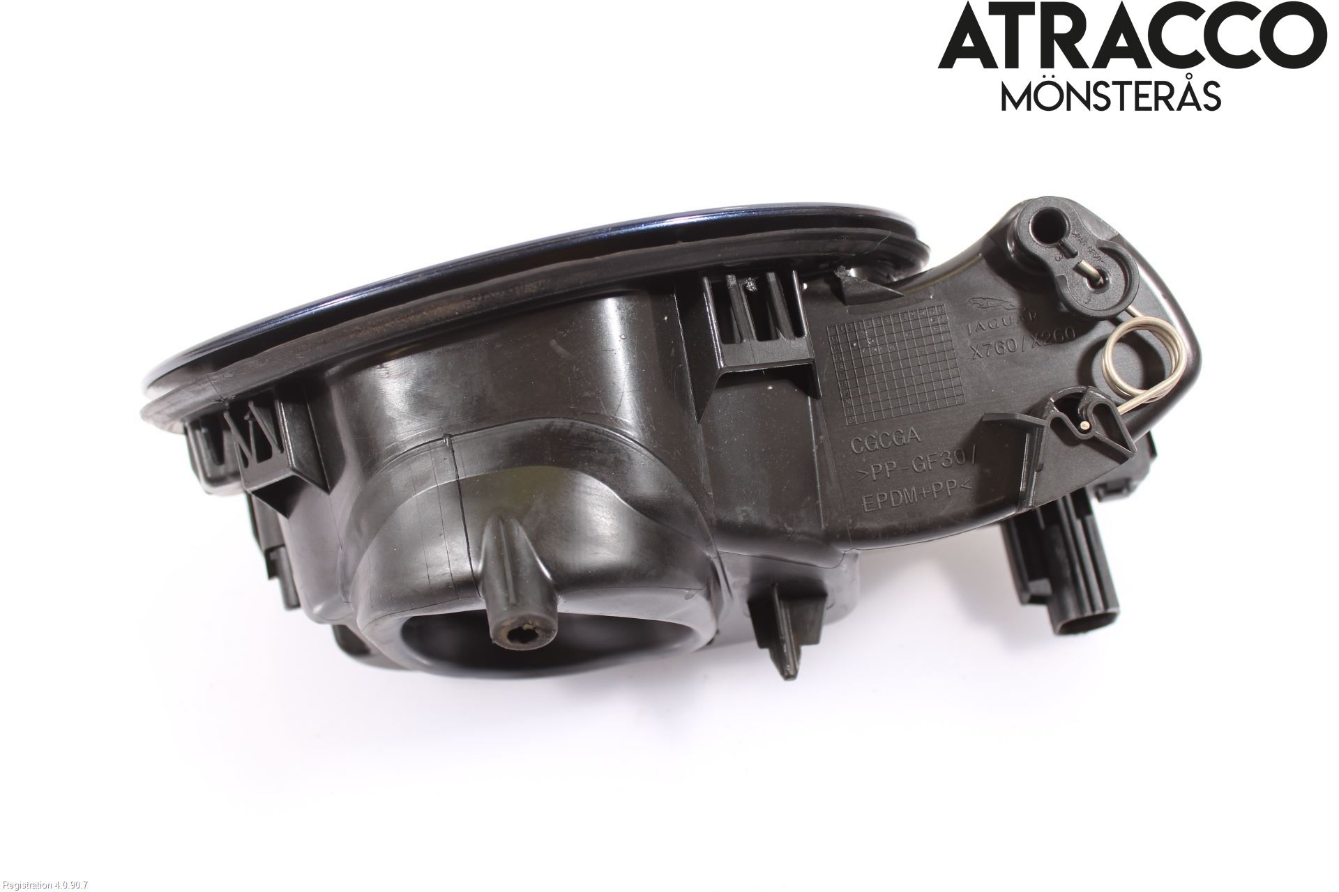 Jaguar XE (X760) 15-24 Tanklucka