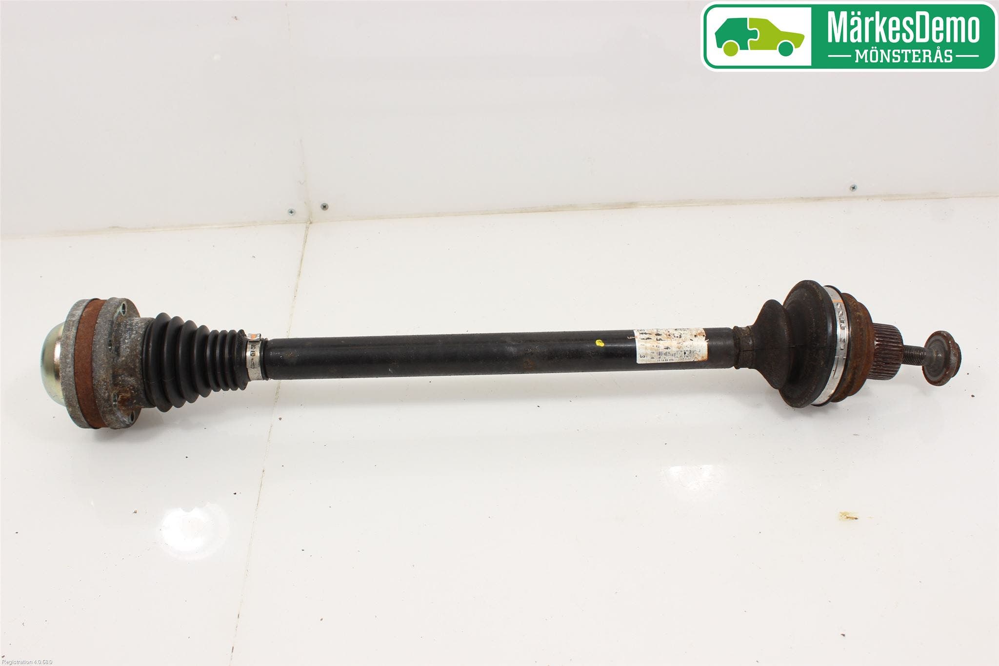 Audi A4/S4 08-11 Drivaxel Bak Höger