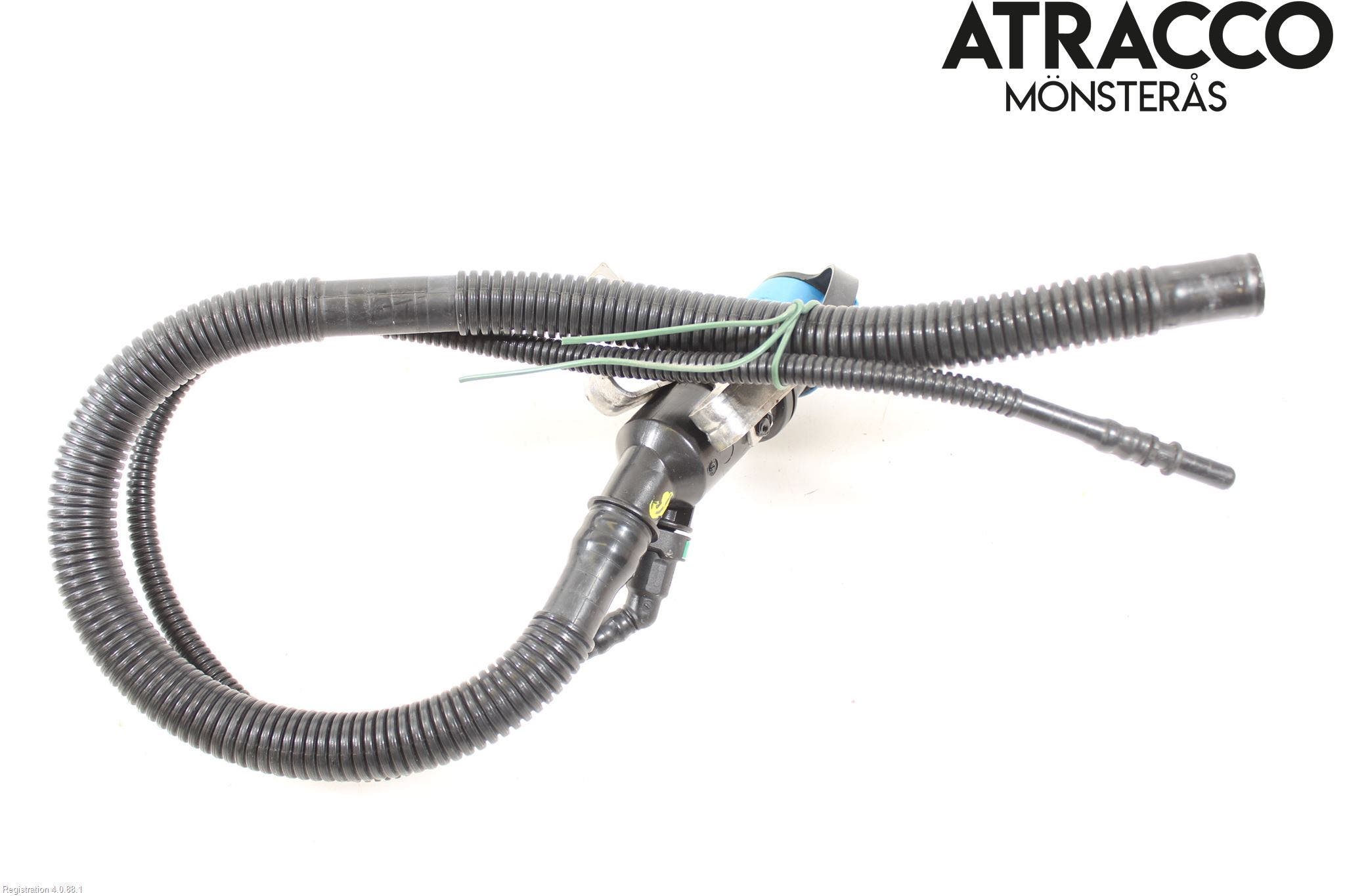 BMW 5 F10/F11/F18 09-17 Bränslepåfyllnrör-Slang