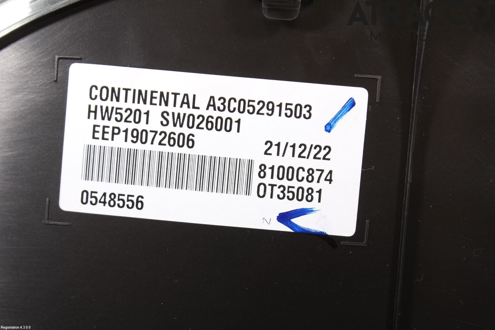 Mitsubishi ECLIPS CROSS Instrument Komb